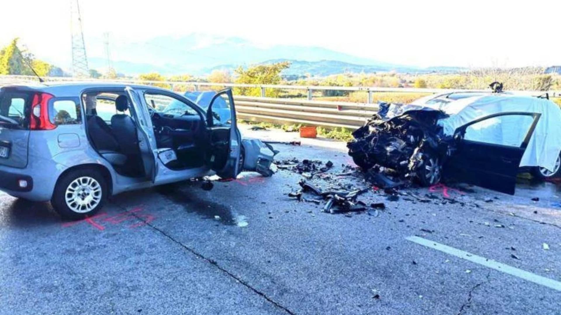 L'incidente (foto Adnkronos)