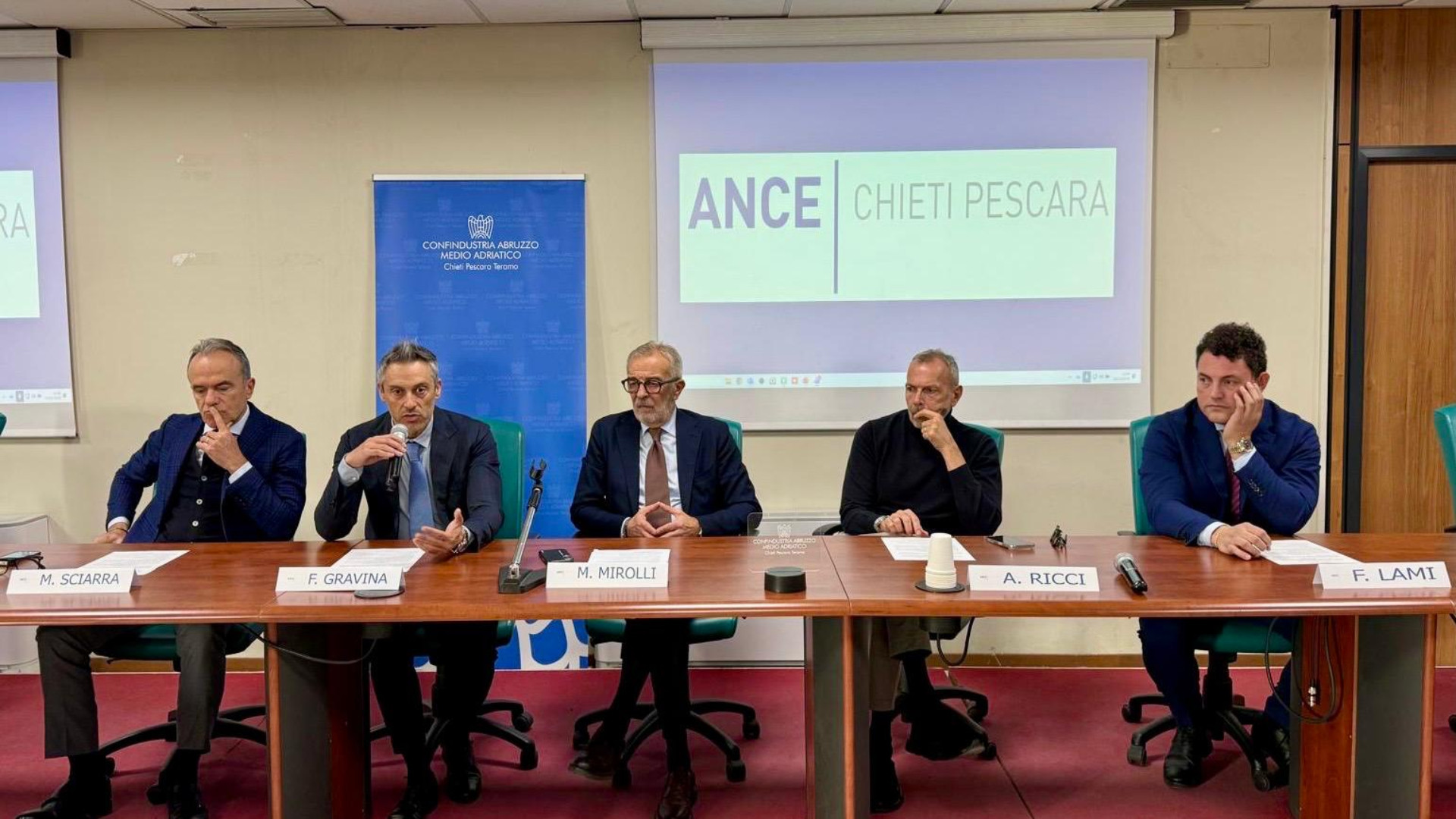 Un momento della presentazione del progetto