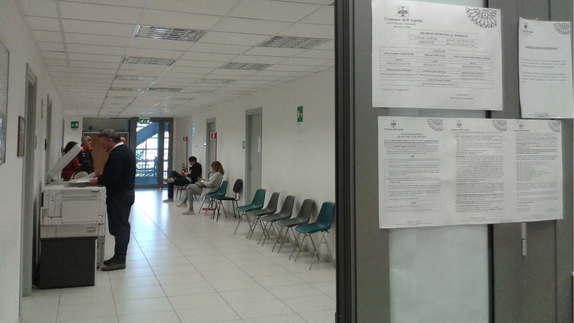 Uffici demografici del Comune dell'Aquila, sede centrale in Via Roma