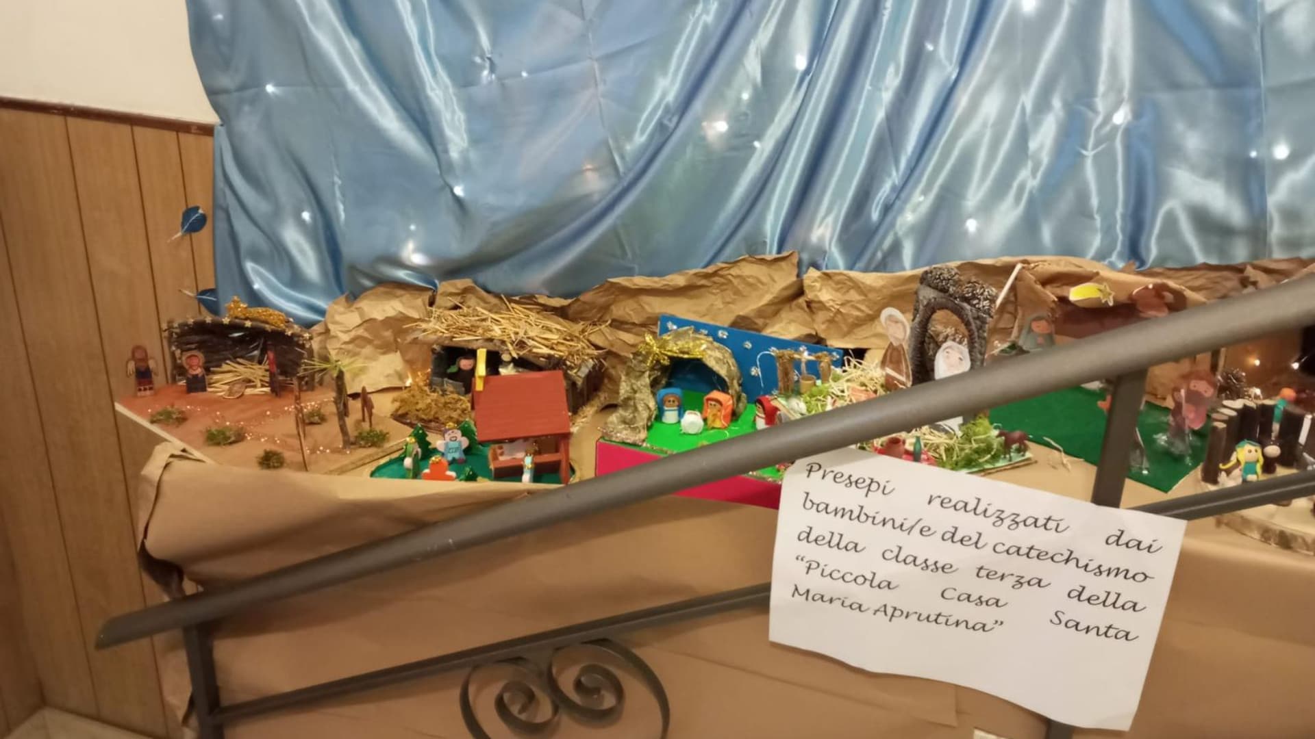 Il presepe di Greccio rivive sul palco della Piccola Casa Santa Maria Aprutina - Foto