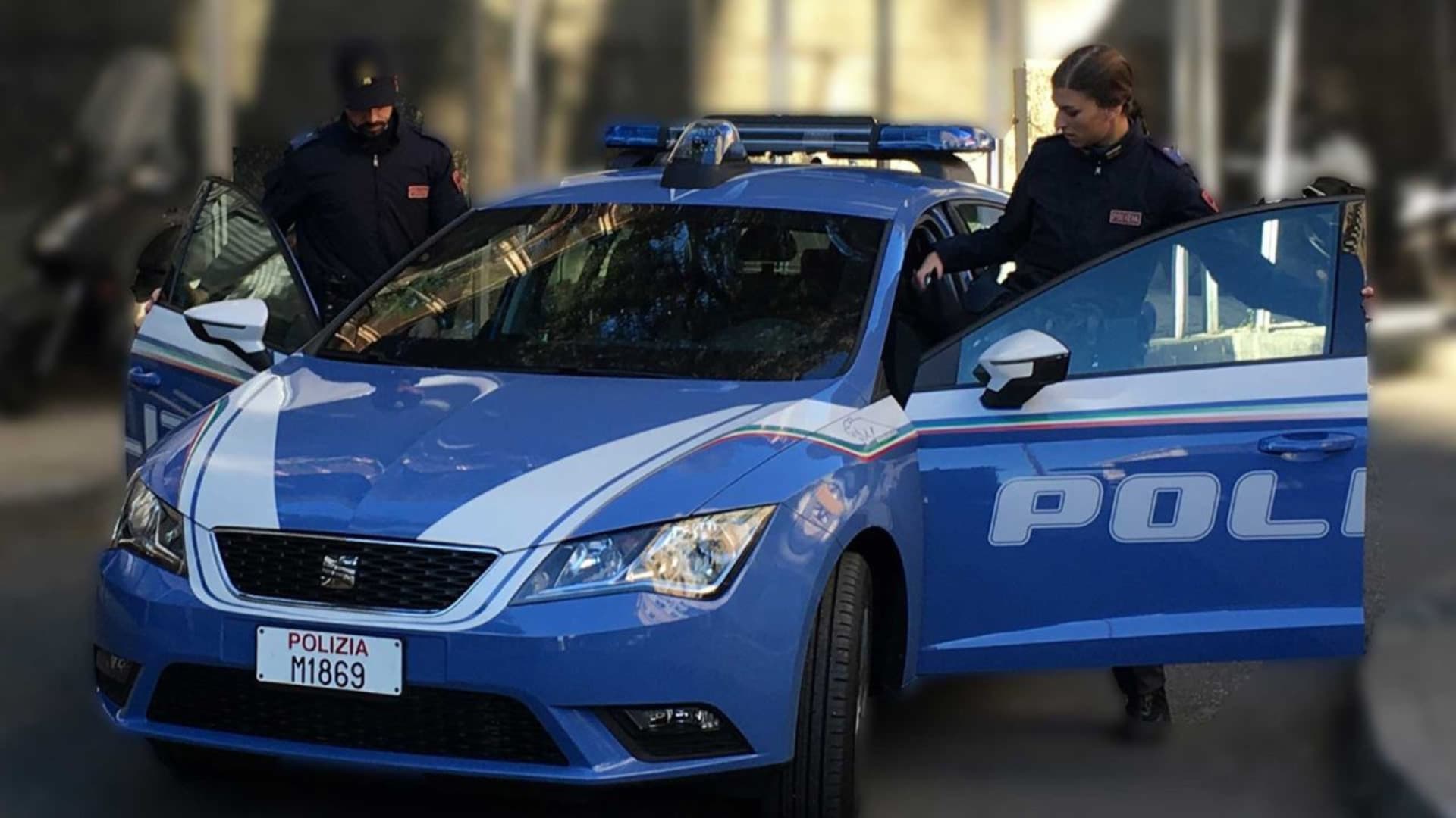 L'uomo è stato fermato dalla polizia