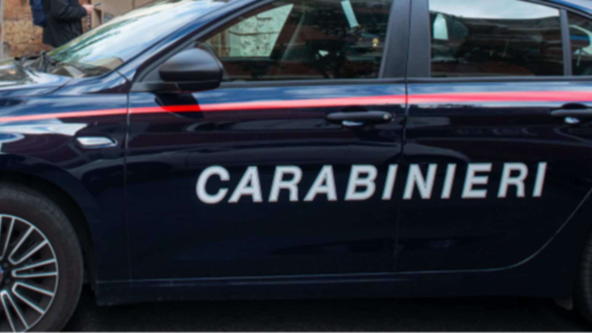 Un auto durante un'operazione