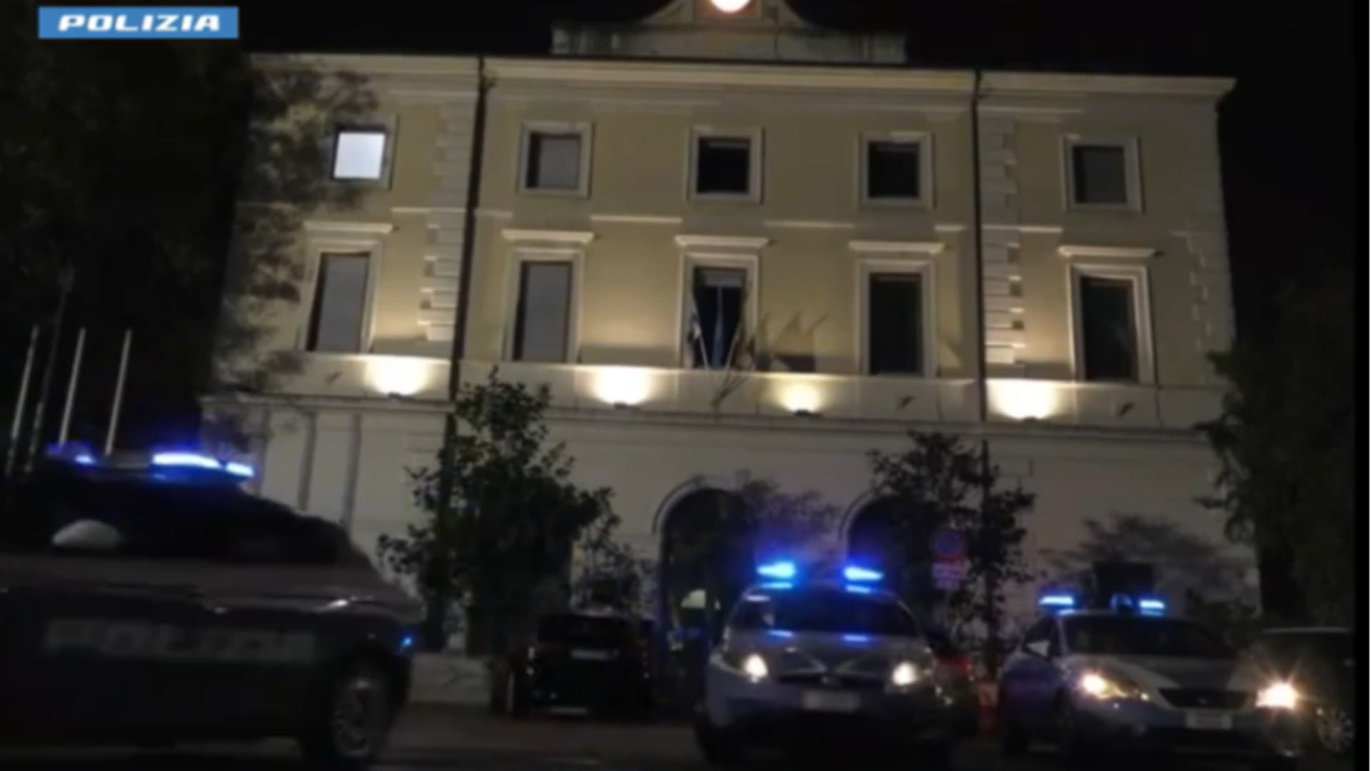 Abruzzo, amore malato: Natale segnato da violenze, liti e gesti folli. Tre casi in poche ore con due arresti