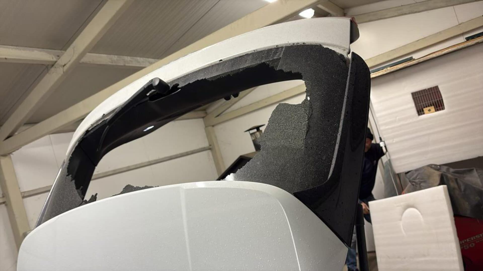 Furti con spaccate sotto il lungofiume, cresce l’allarme a Teramo