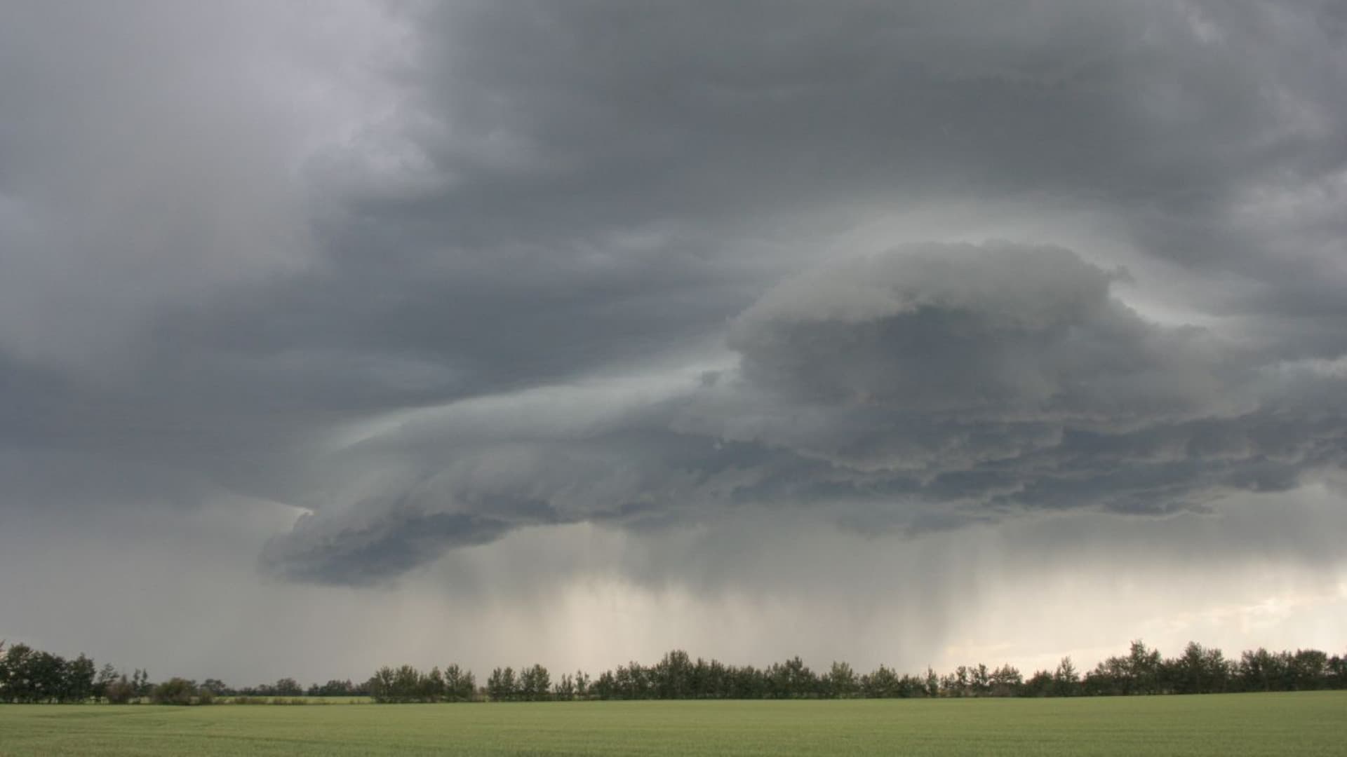Maltempo in Abruzzo, forti temporali sulla costa. E la quota neve? L'ultima previsione