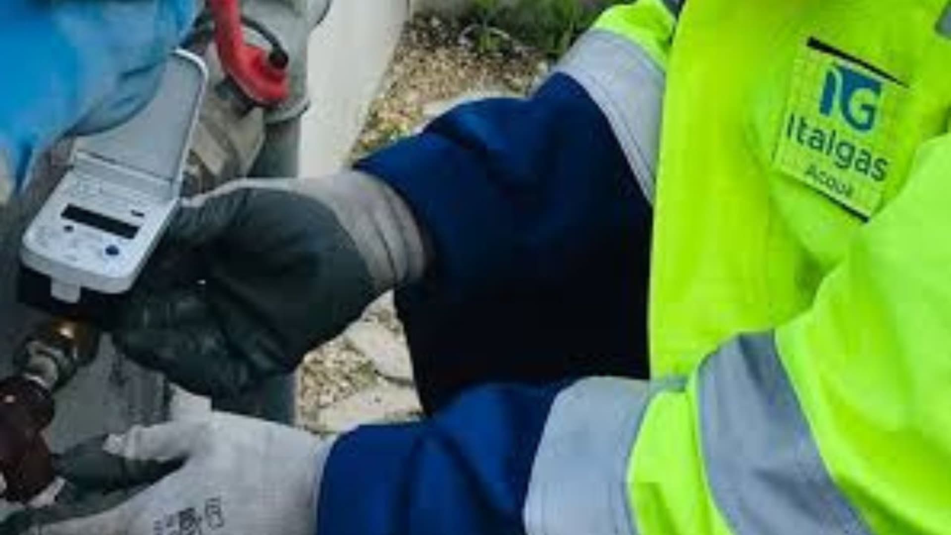 Sul posto i tecnici di Italgas