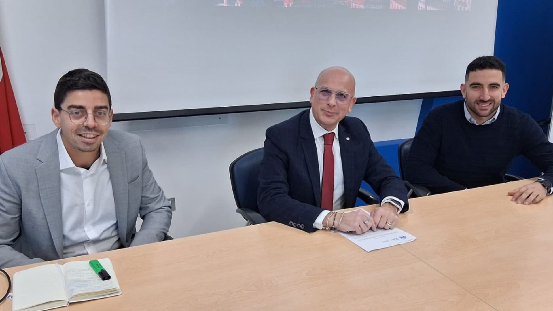 Al centro Bernardo Sofia