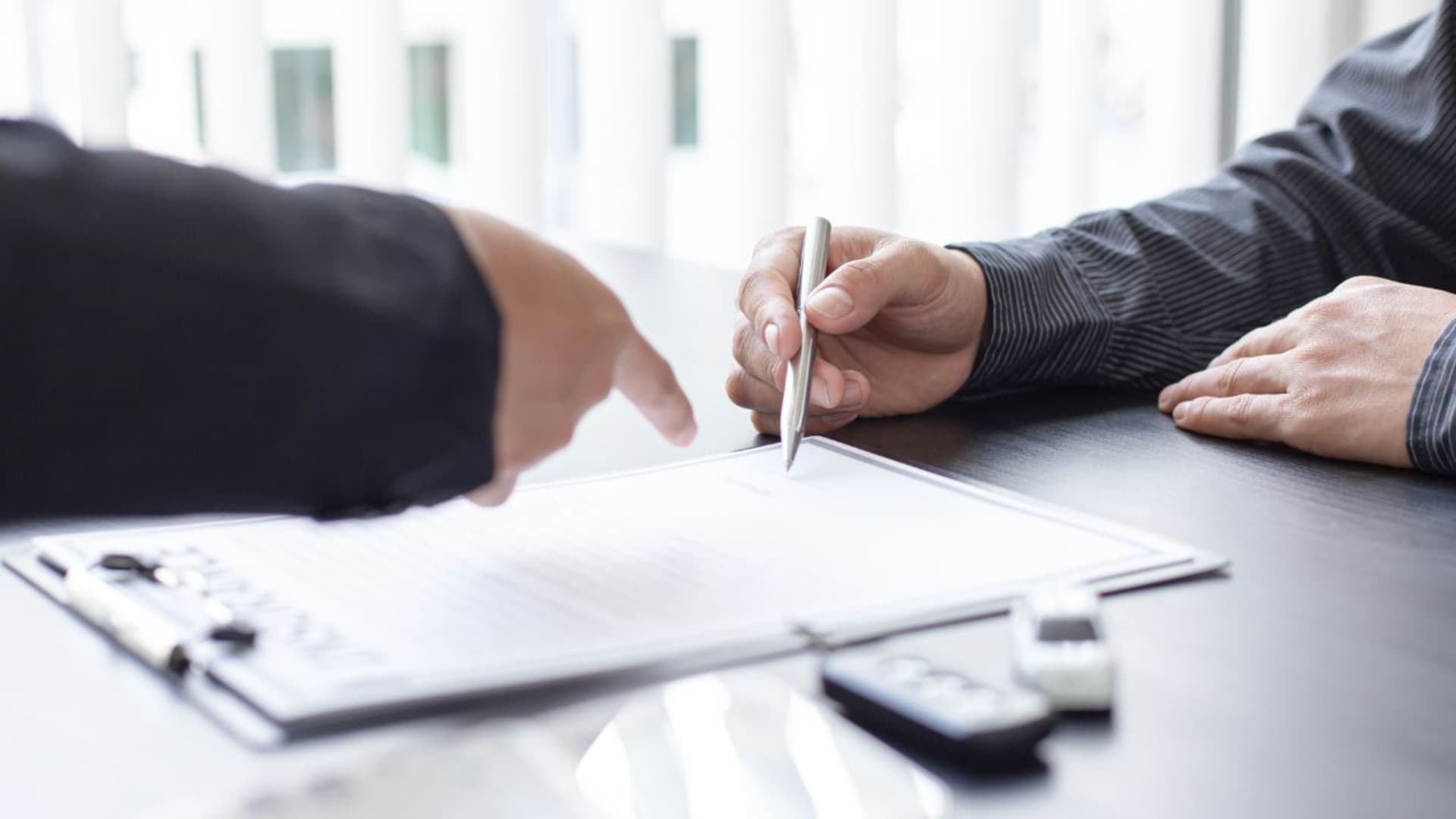 Arbitro assicurativo, si parte: cos’è, come funziona e chi può fare ricorso