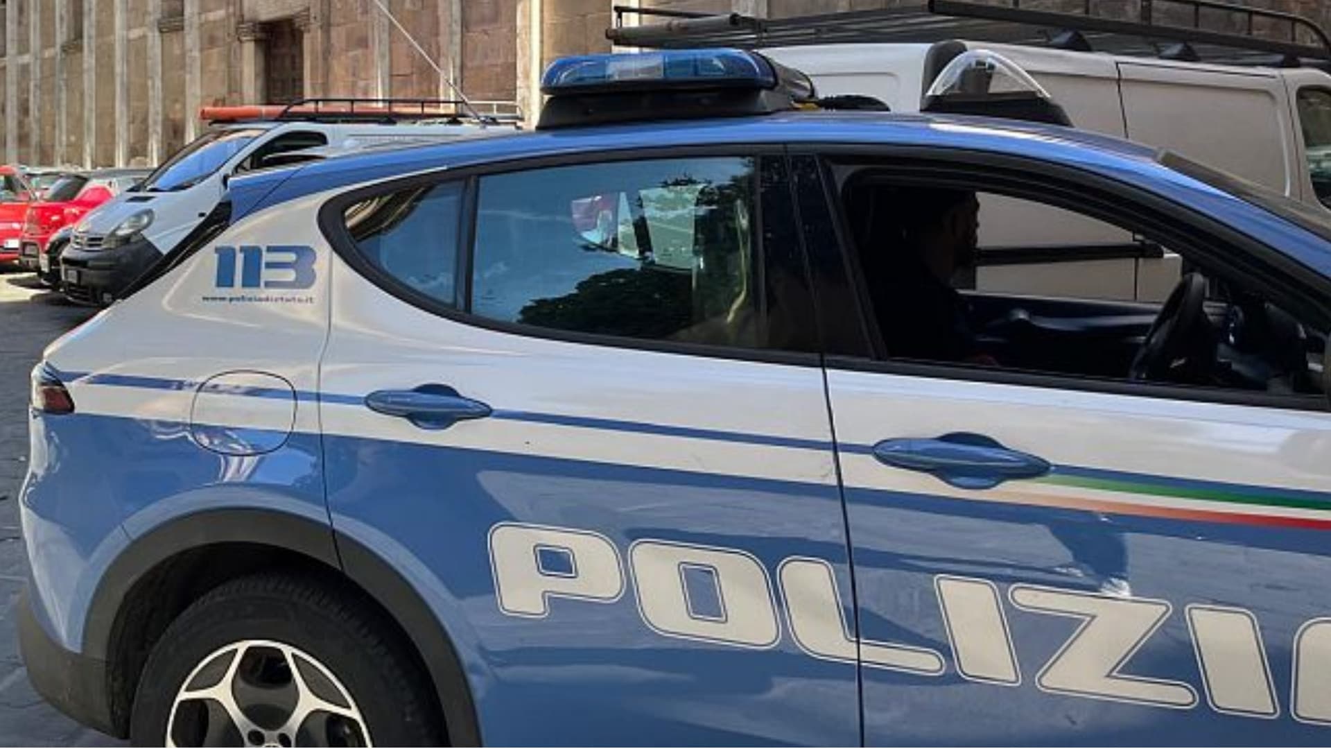 Teramo, in auto con la cocaina: 20enne arrestato grazie ad una app