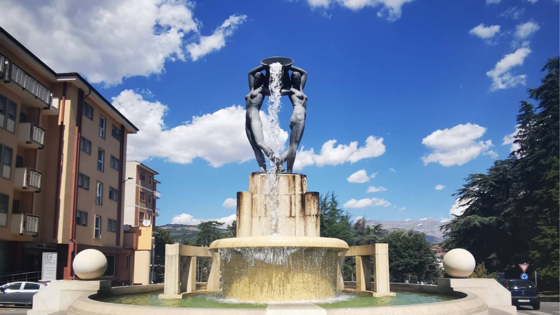 La fontana luminosa