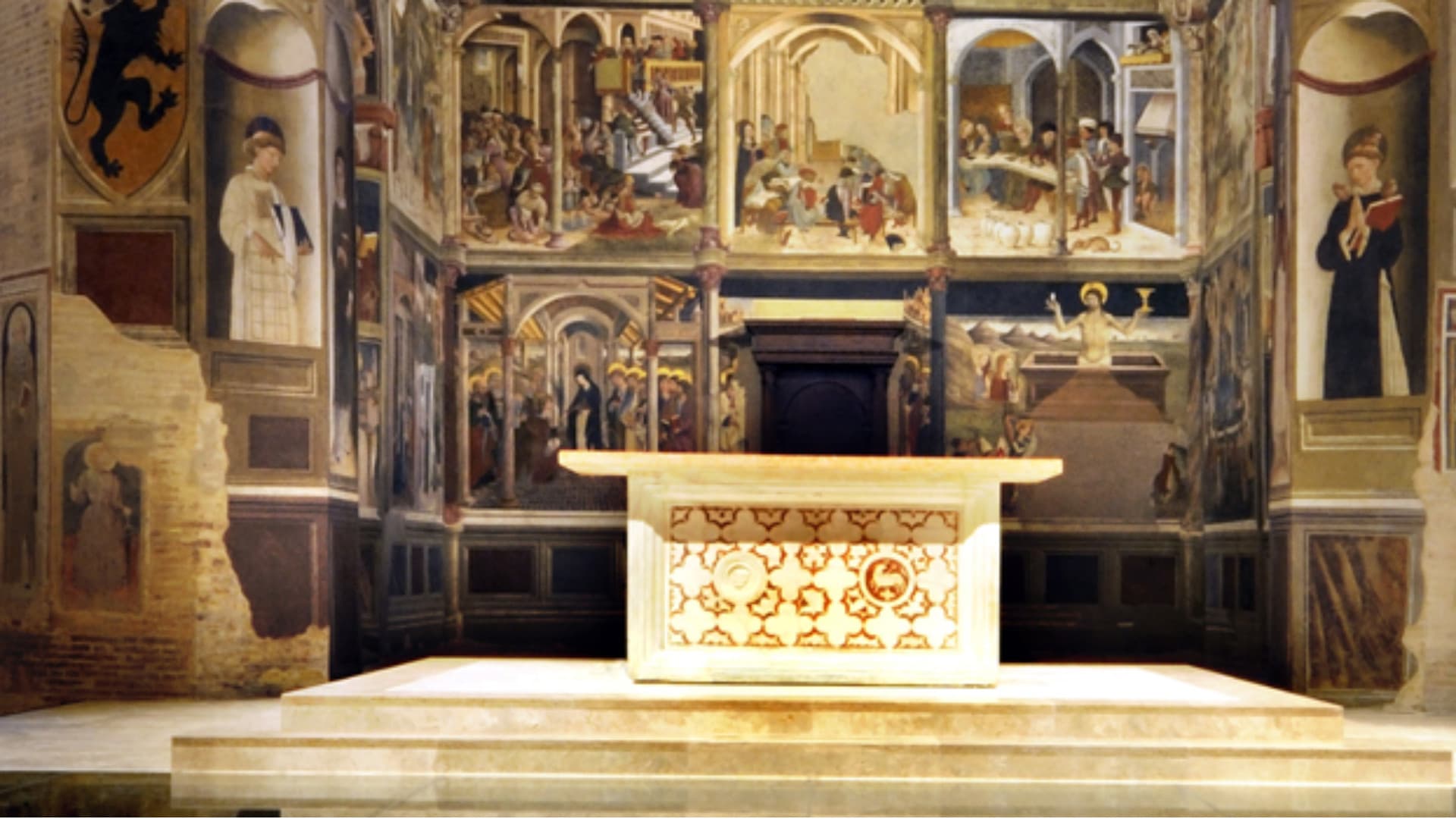 L'altare in cattedrale