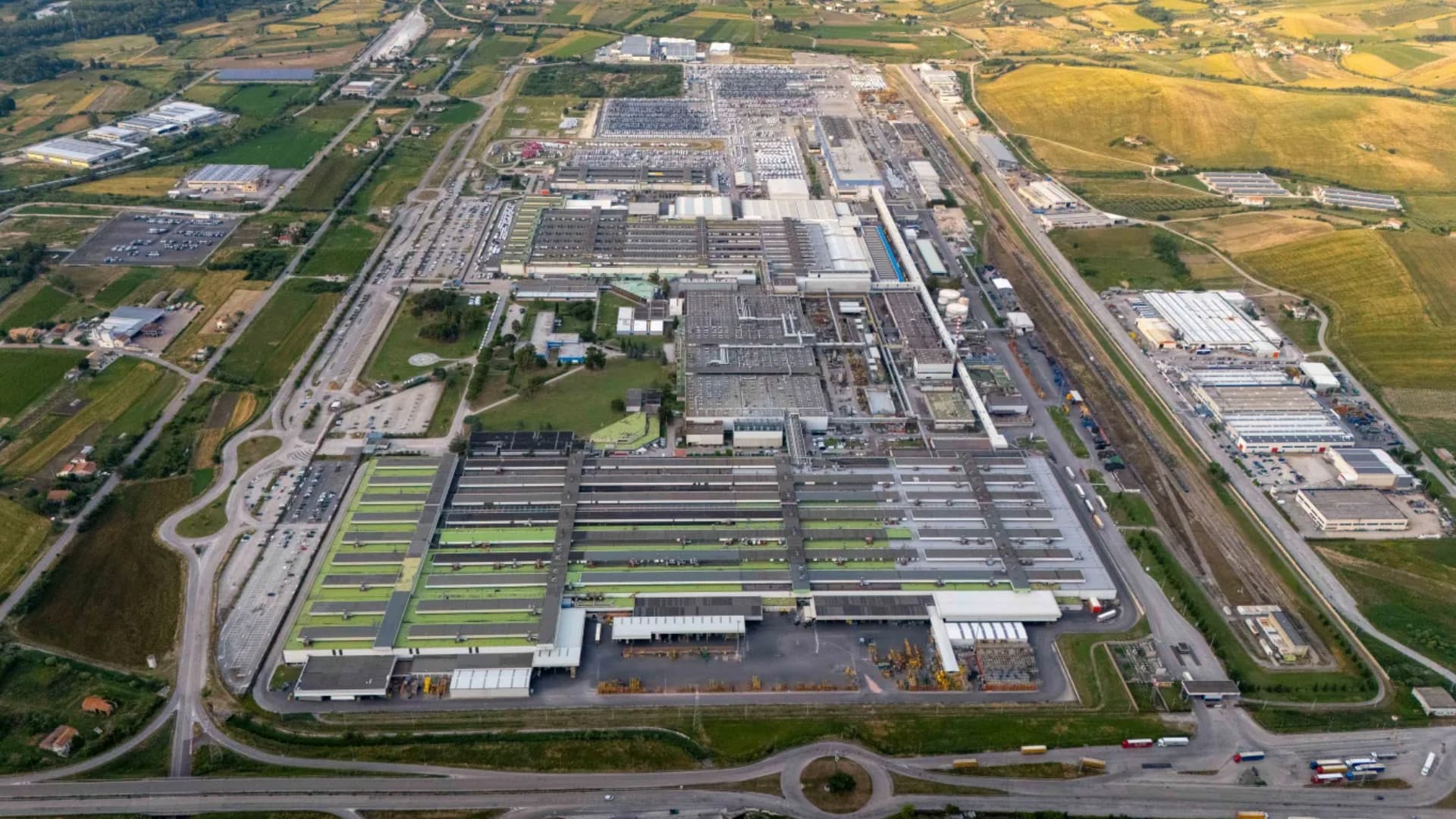 Auto, Magnacca su Stellantis: «Ad Atessa torna il terzo turno, la Val di Sangro leader nella produzione dei veicoli leggeri»