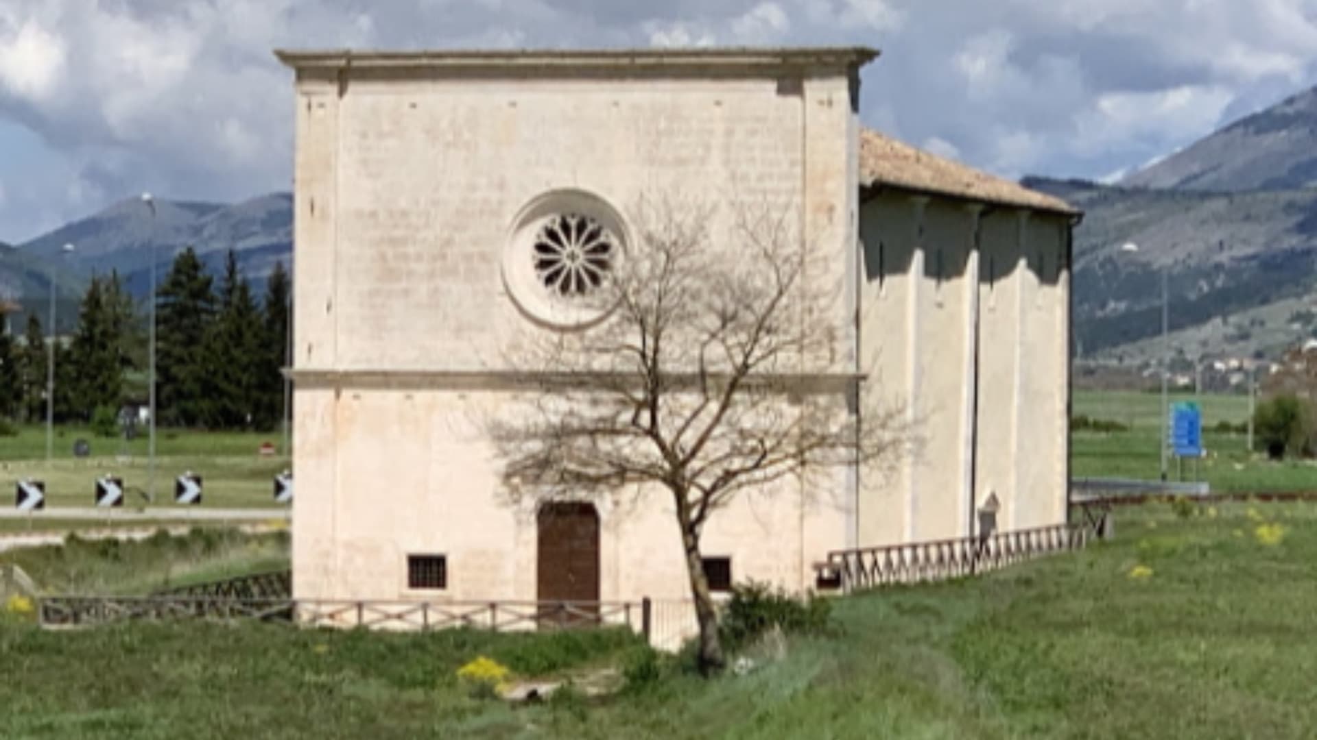 La chiesa della Madonna delle Grazie di Navelli