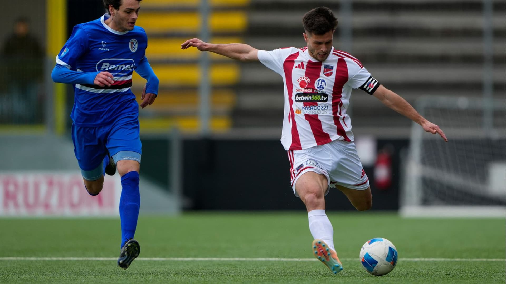 Teramo, sei infinito: gol-vittoria allo scadere e la corsa al comando continua