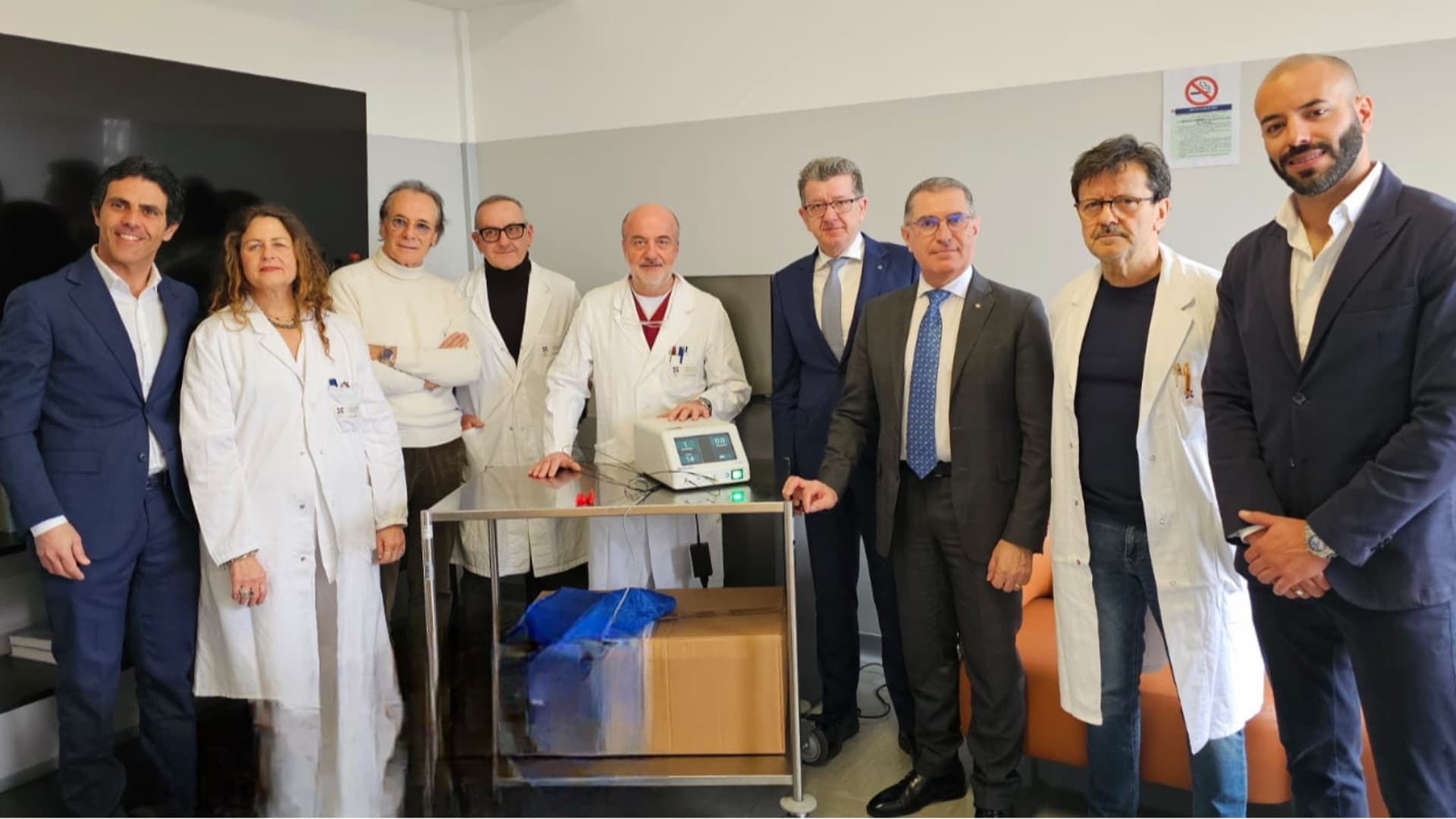 Atri, nuova tecnologia in sala operatoria: donato un sistema laser per la chirurgia paratiroidea