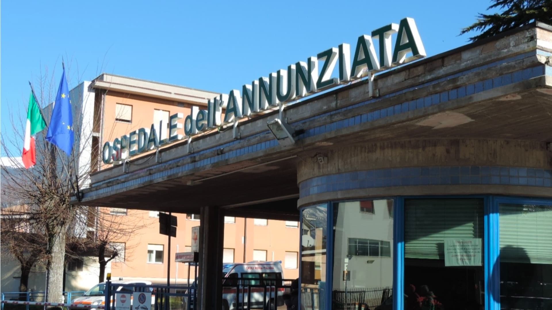 Pettorano sul Gizio: scontro in auto, grave una 26enne