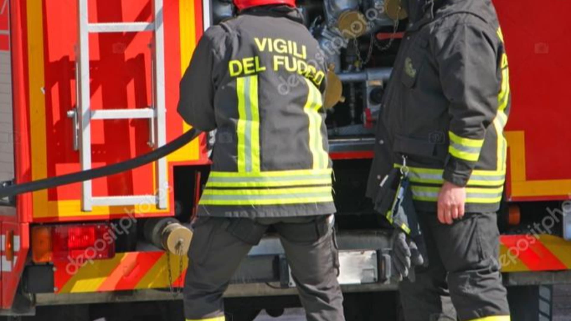 L'Aquila, un'auto si ribalta in autostrada: nessun ferito grave