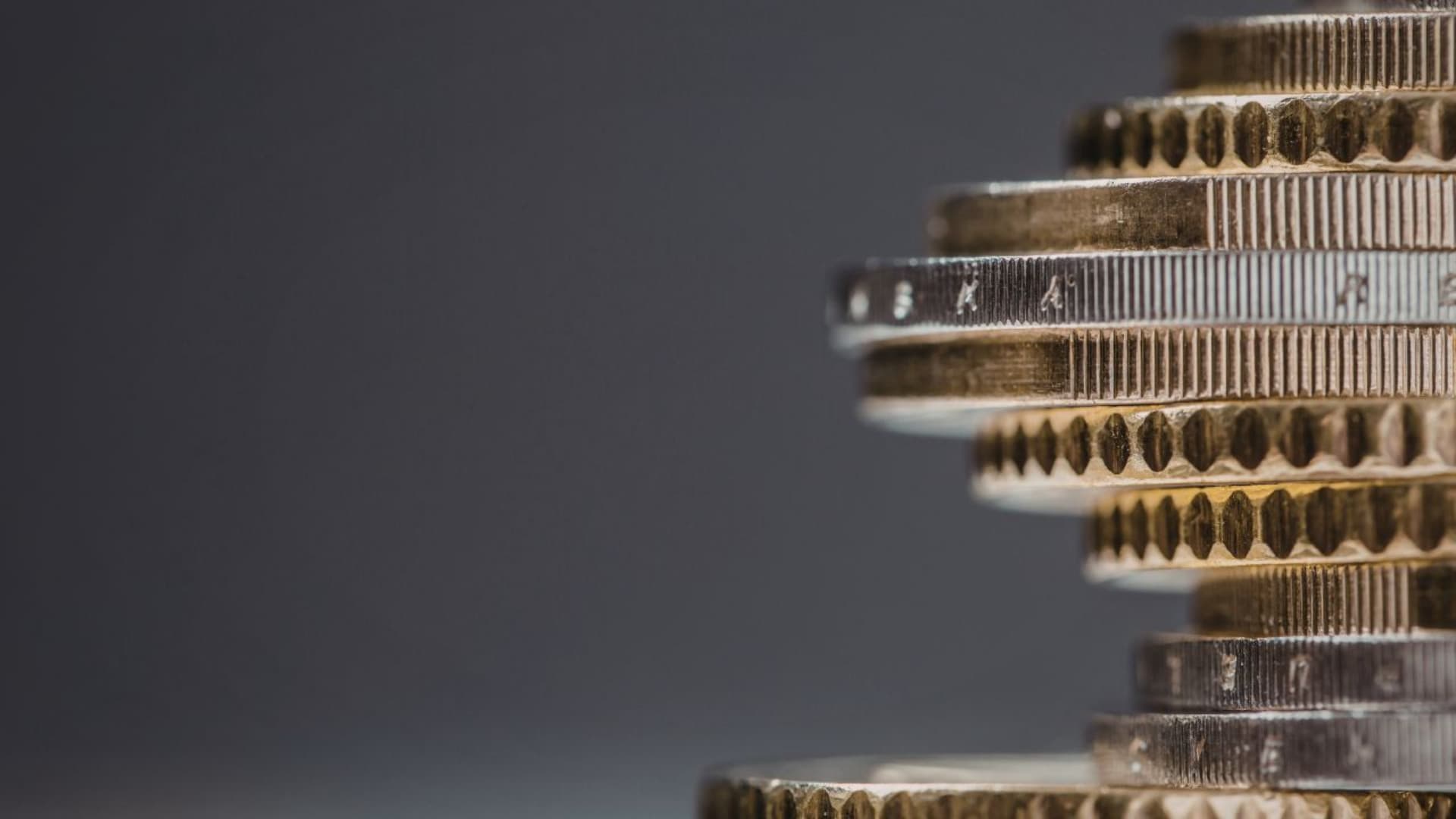 Multe e tributi non pagati, scatta il pignoramento dello stipendio per gli statali