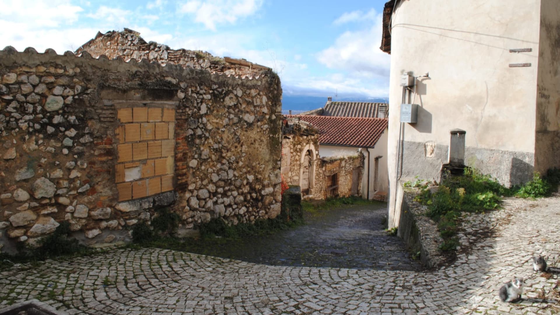 Uno dei ruderi a Celano