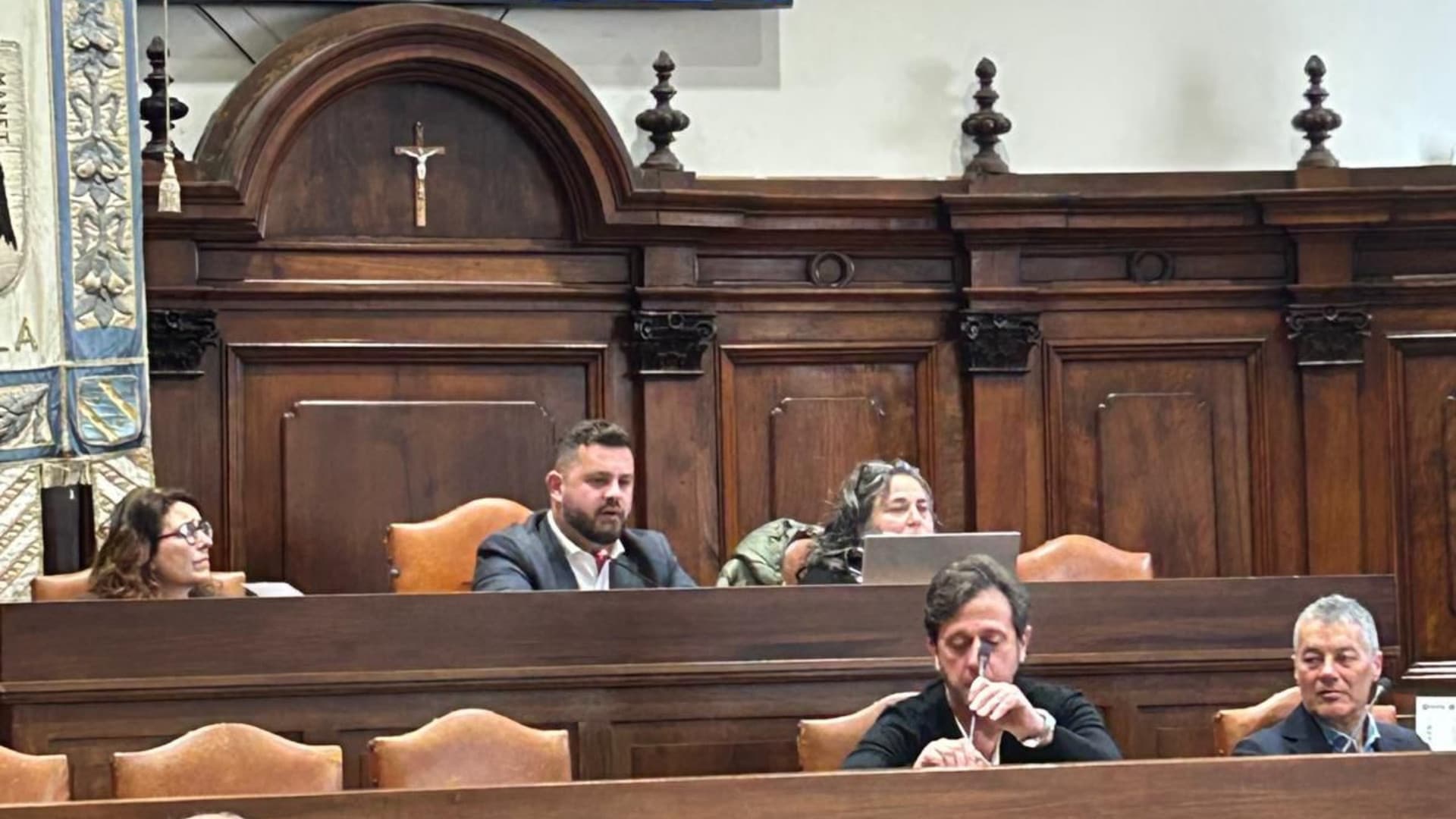 In alto Livio Vittorini, in basso da sinistra Fabio Frullo e Cipriani della Bperbanca