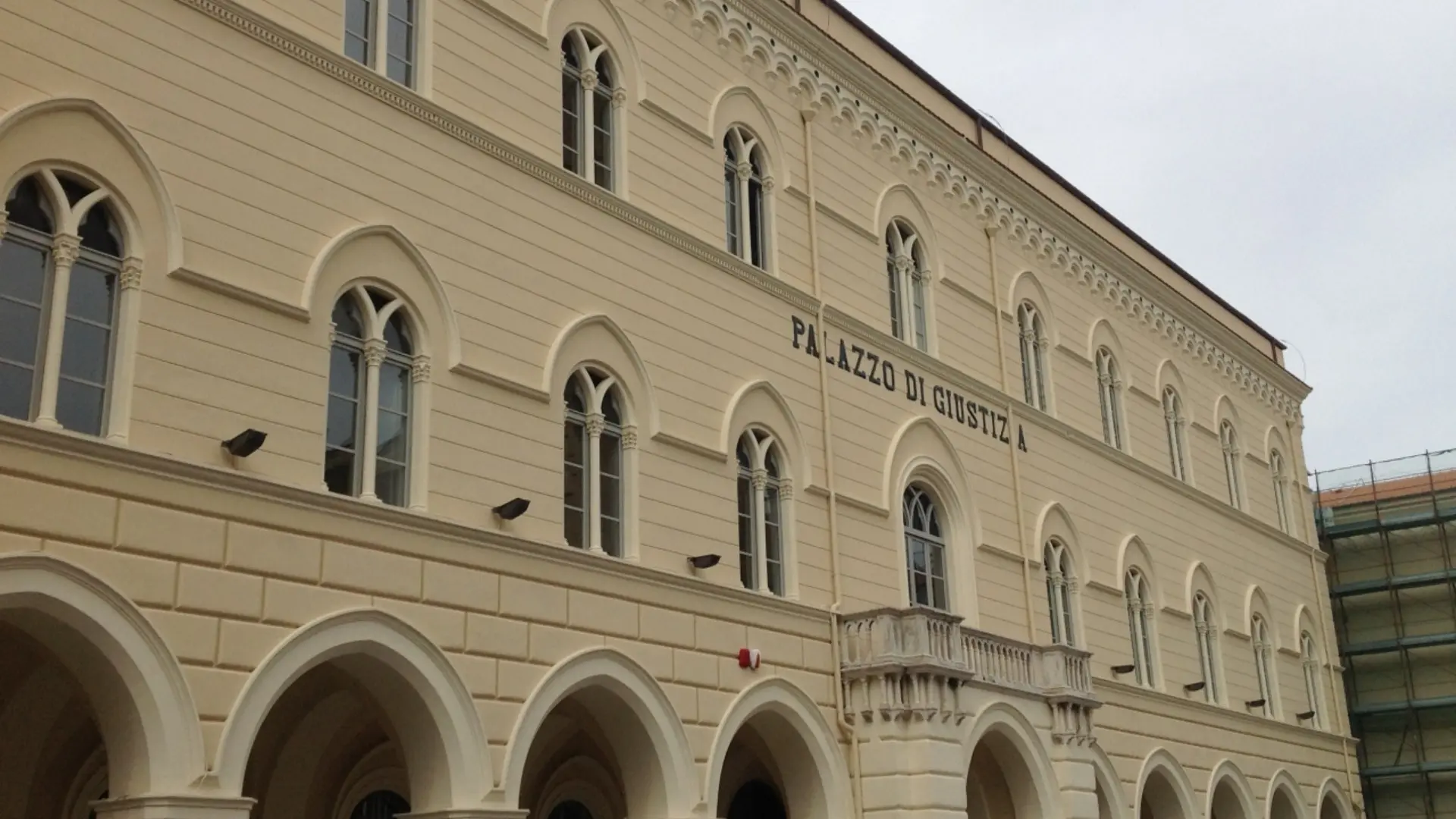 Chieti, condanna a 4 anni per un giovane accusato di truffa ad un’anziana