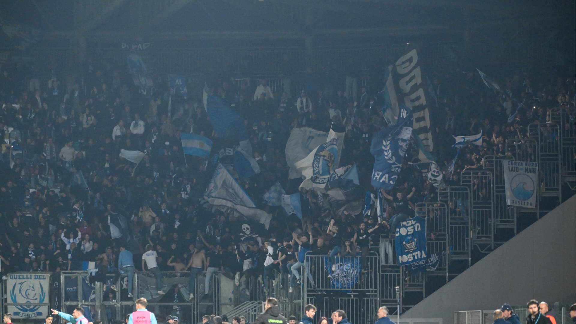 I tifosi del Delfino contro il Frosinone