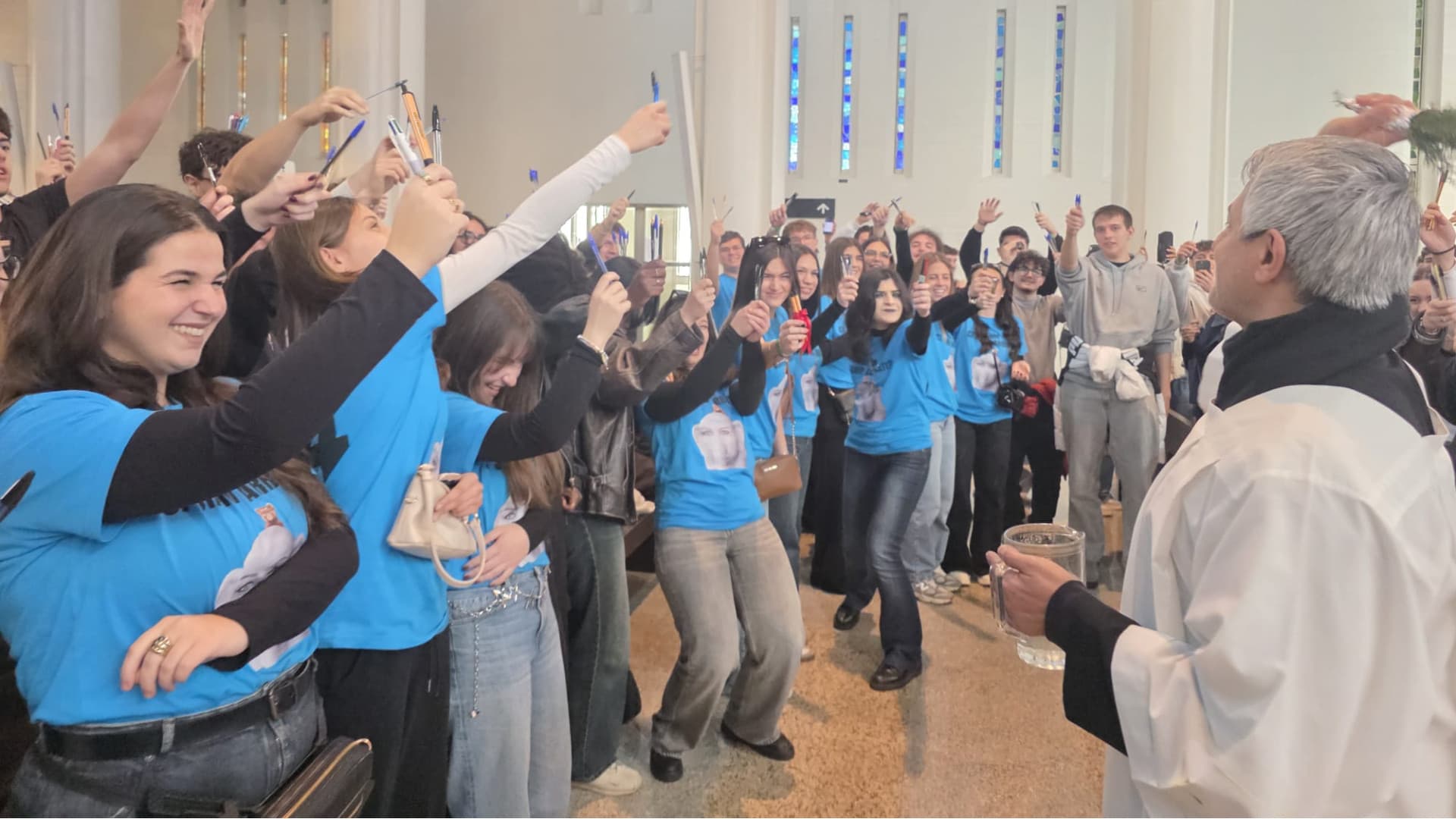 La benedizione delle penne