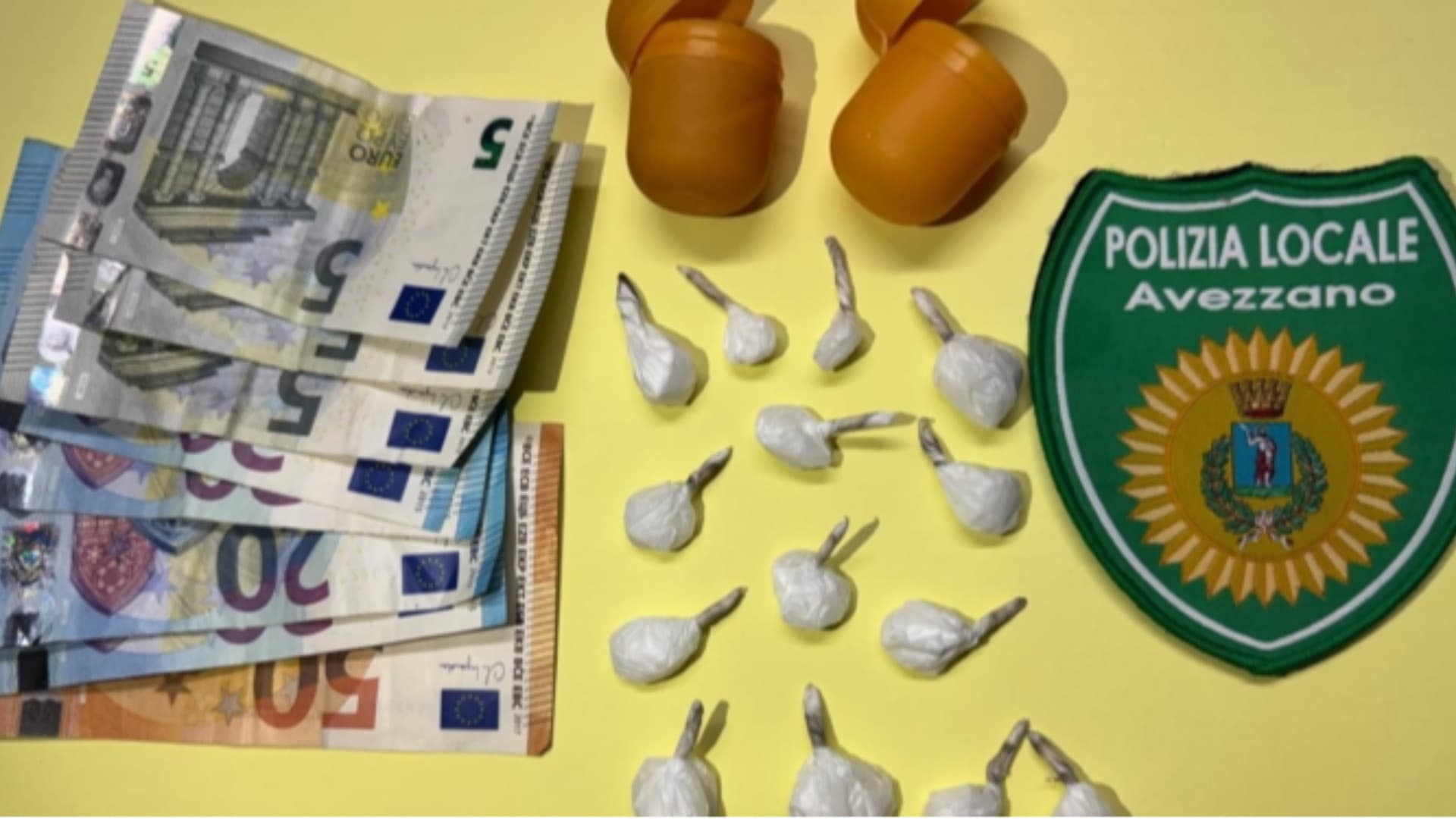 Avezzano, 22enne arrestato con cocaina pronta per lo spaccio: fermato dalla Polizia locale