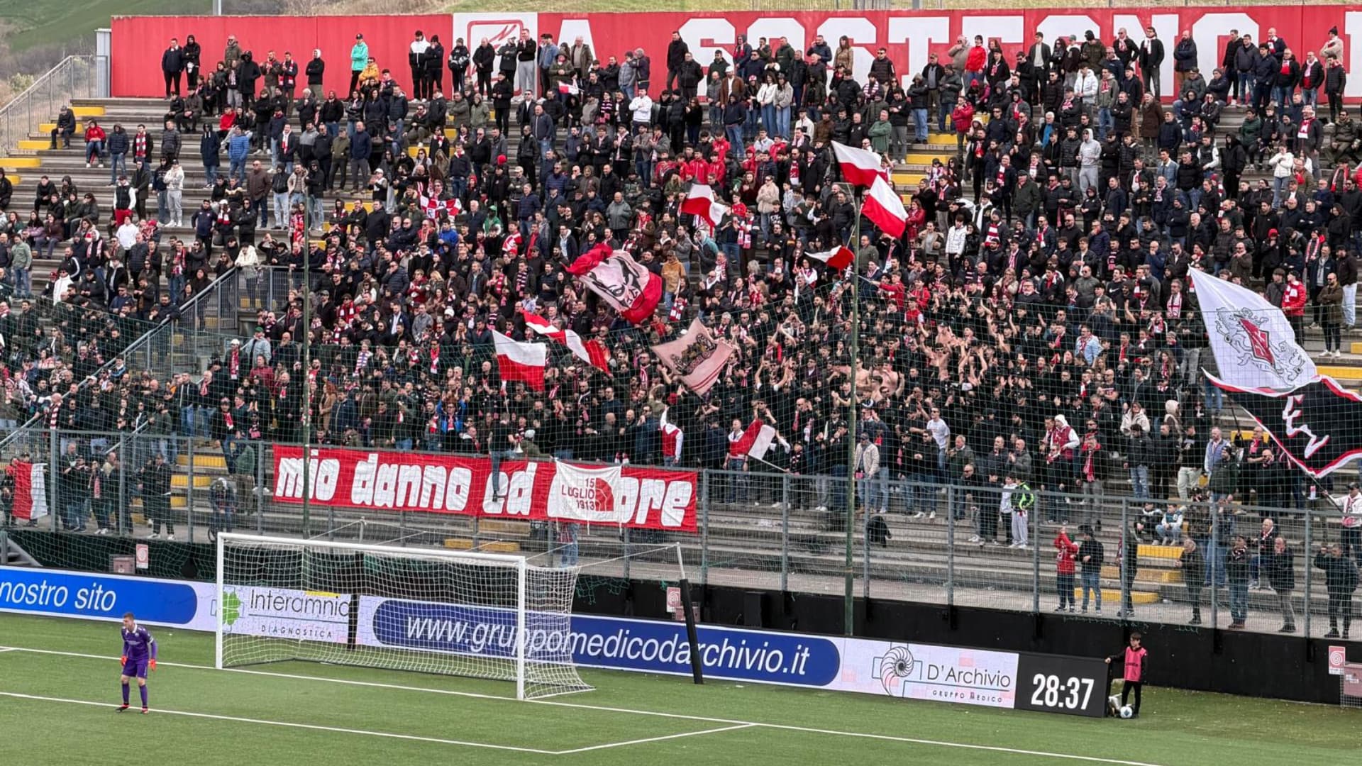 Serie D, la volata promozione: a Teramo partita sospesa, l'Ancona sbanca Giulianova