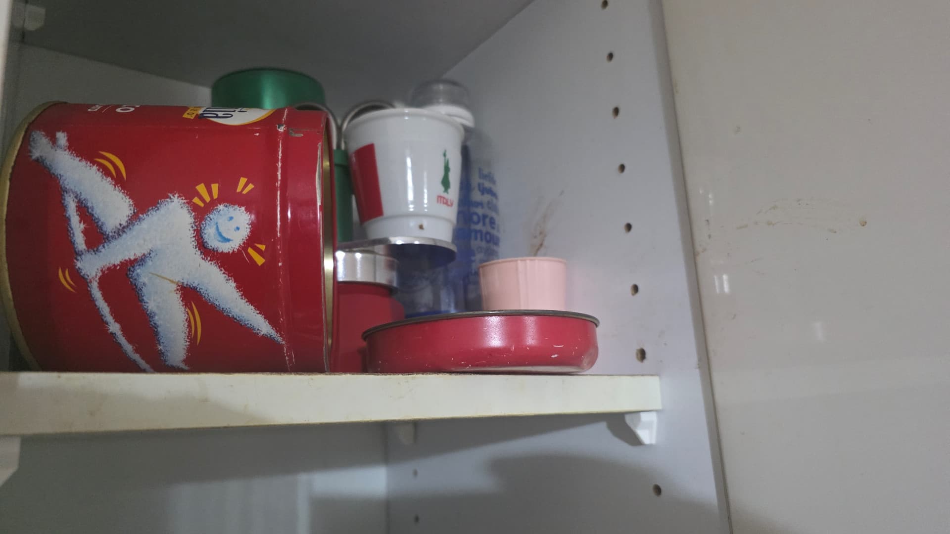 Furto in casa a San Nicolò, rubati 1487 euro: portati via sacrifici e serenità