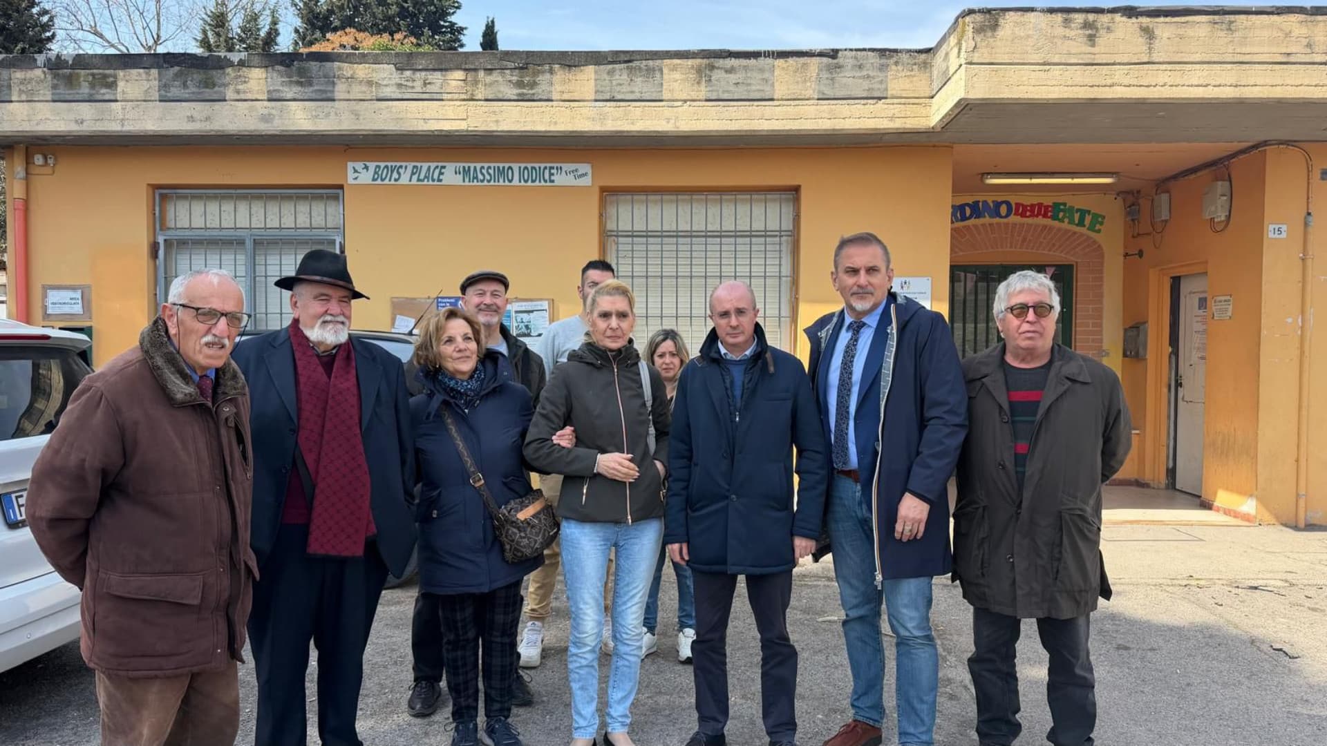 Il consigliere Pettinari con i colleghi Di Pillo e D'Andrea e alcuni cittadini