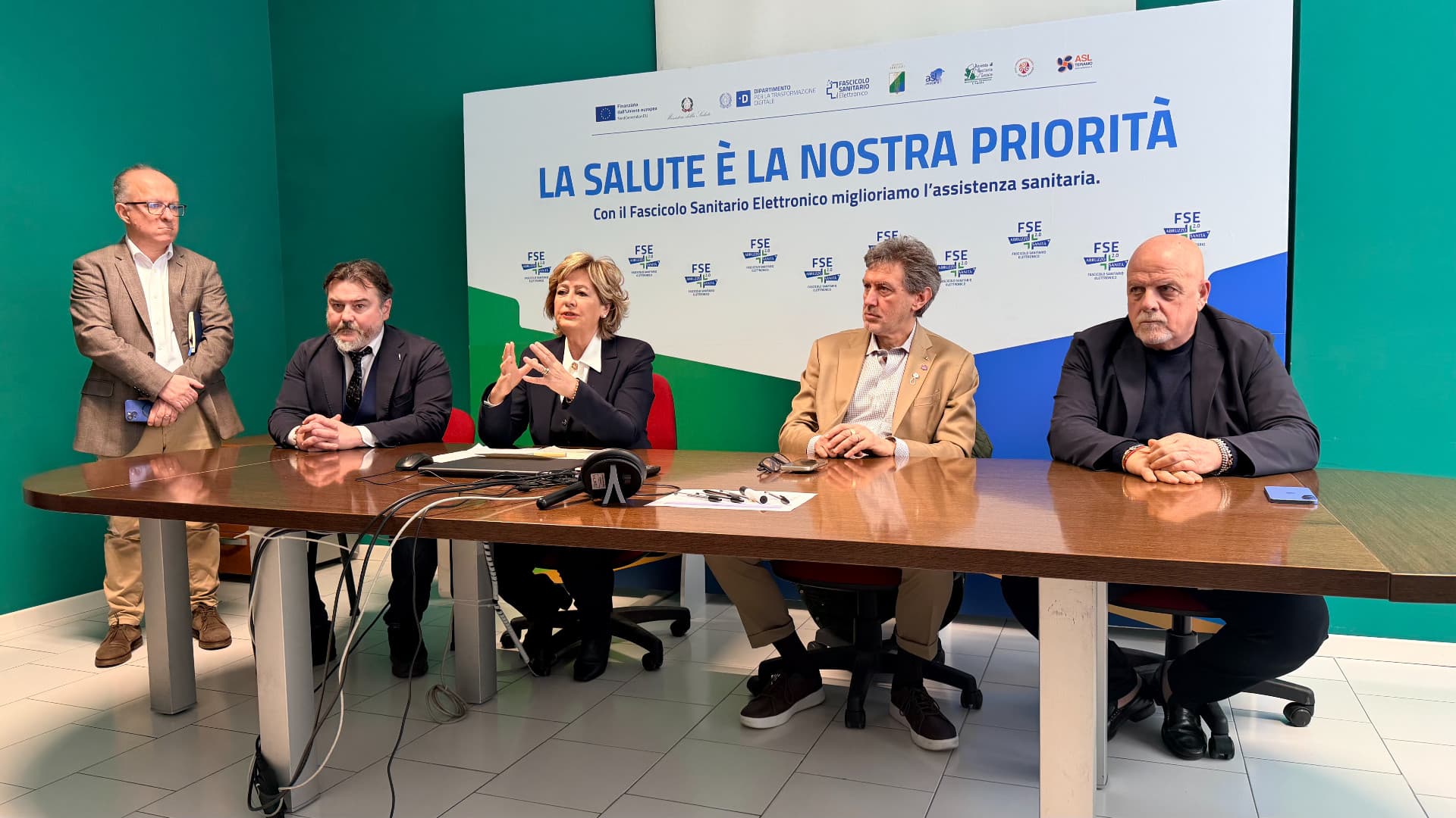 Visite mediche senza portarsi i referti: con il Fascicolo sanitario elettronico della Regione Abruzzo la cartella clinica è online