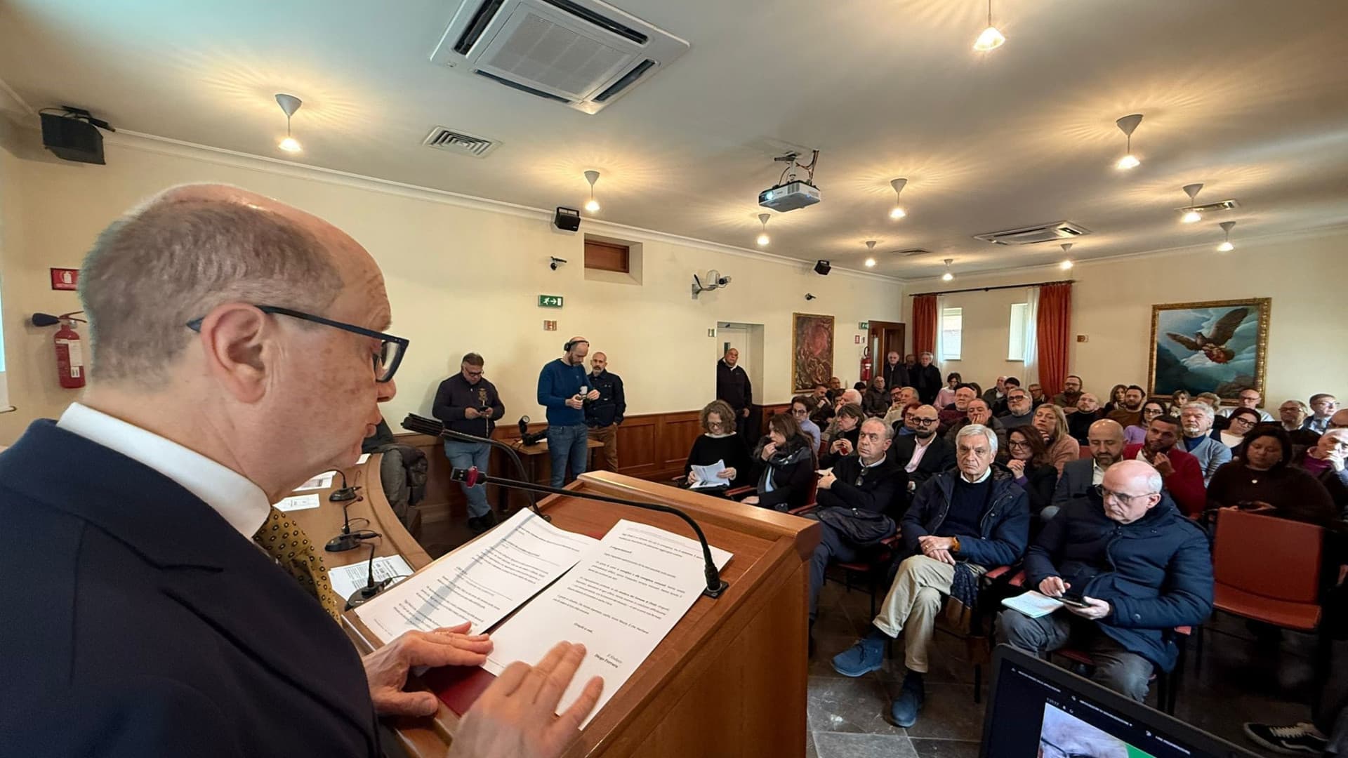 Chieti, sindaco e giunta presentano il bilancio di mandato 2020-2026: “Da 78 milioni di euro di deficit alla stabilità finanziaria”