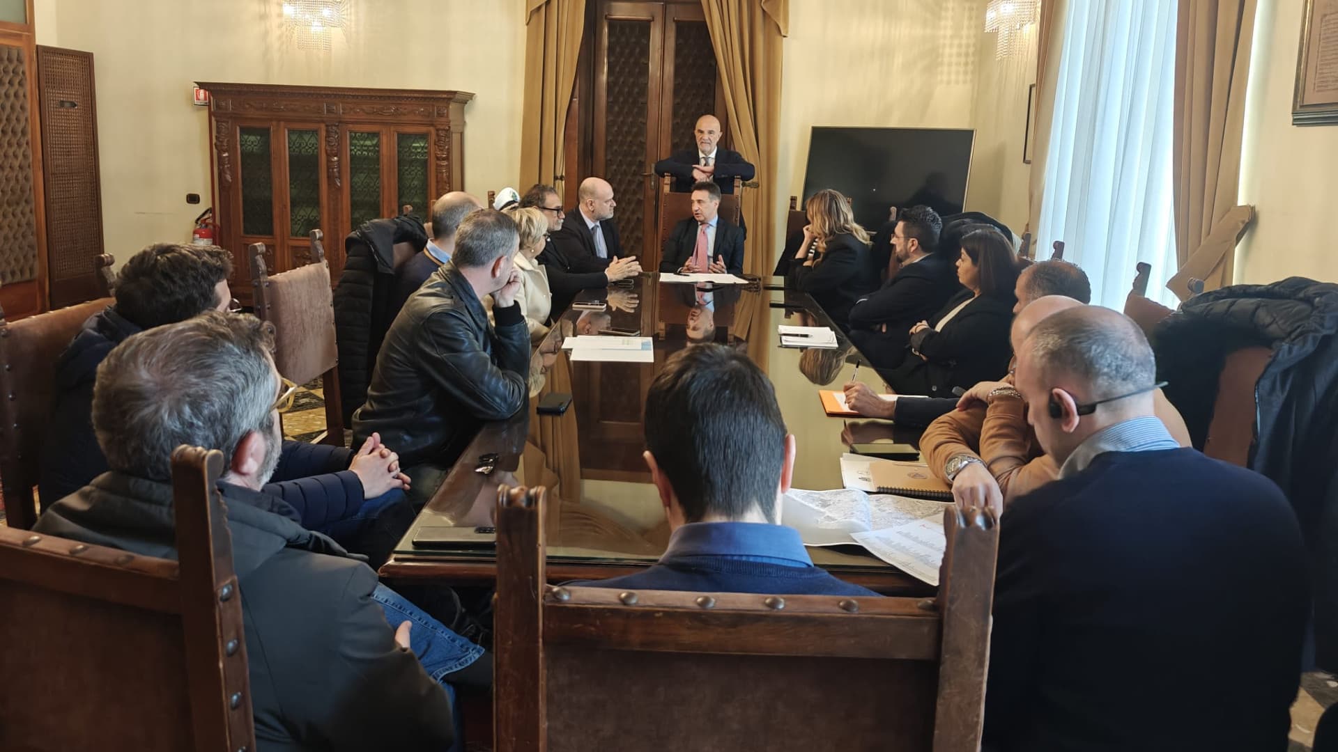 L'incontro per definire le chiusure