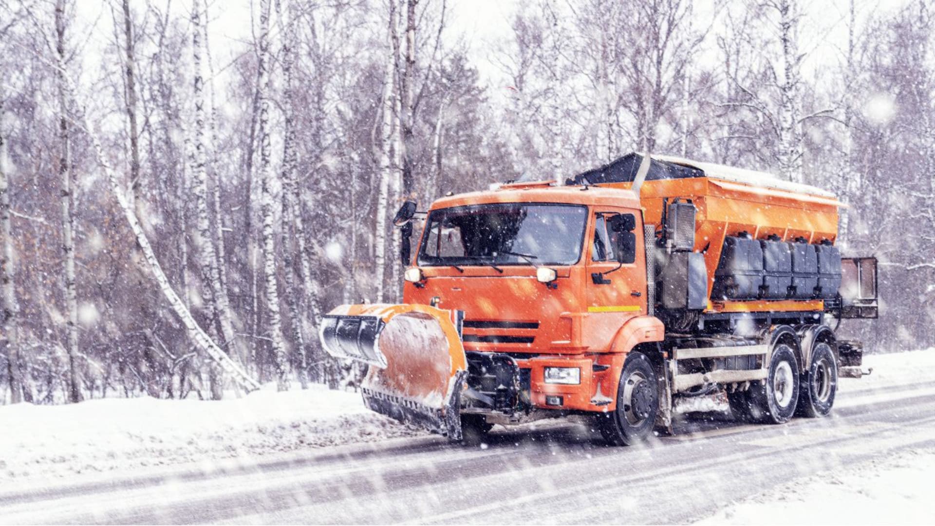 Maltempo in Abruzzo, è allerta rossa: le zone più a rischio - Scuole chiuse in 3 province: l'elenco