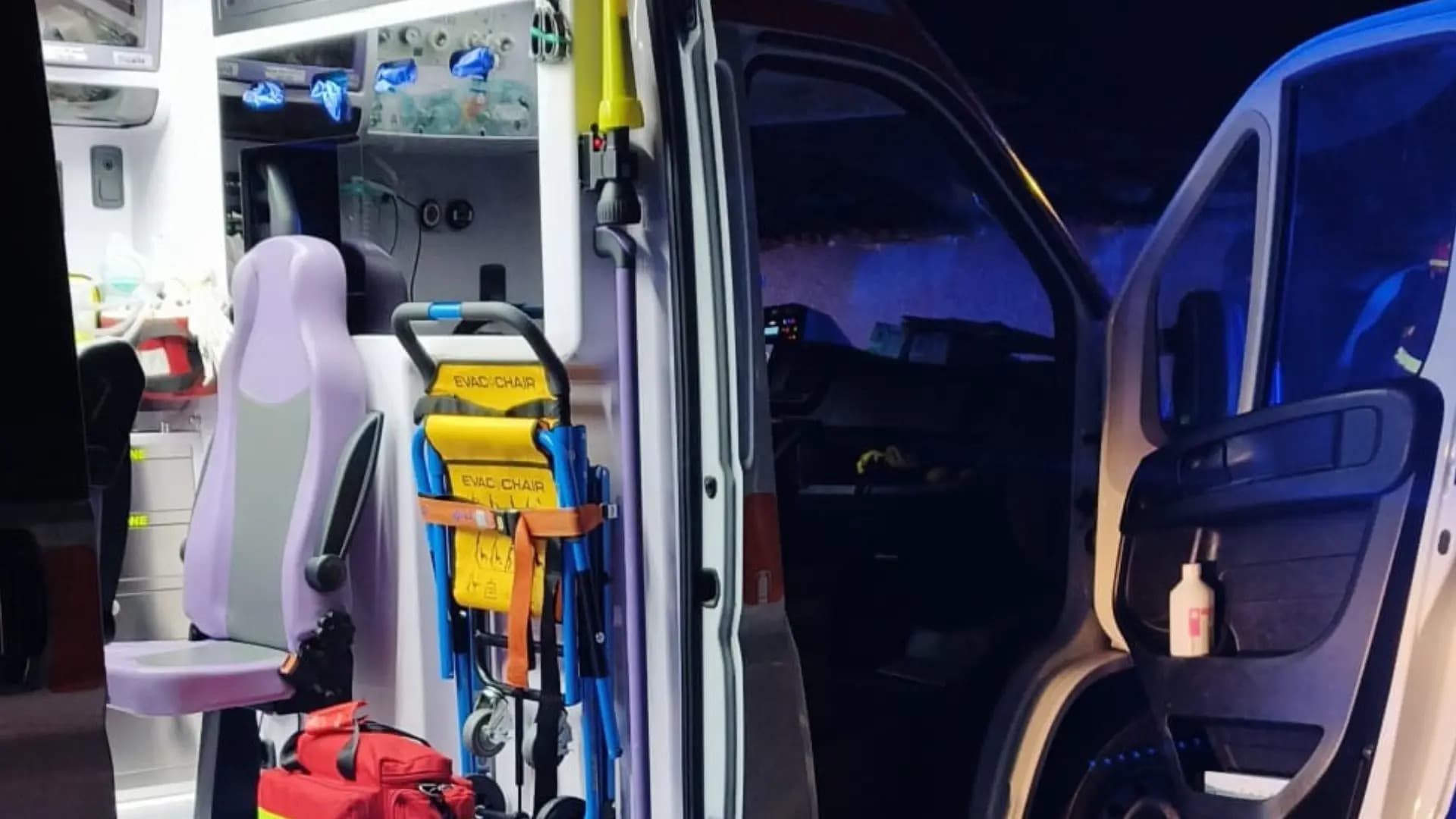 L'interno dell'ambulanza