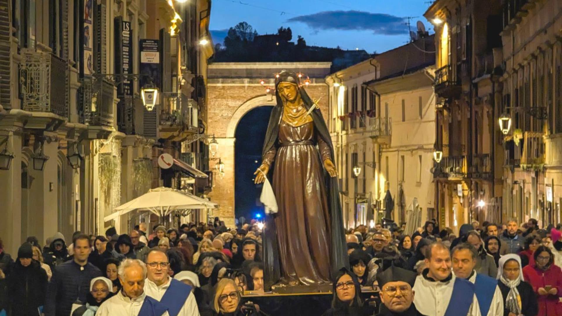 Teramo, maltempo: annullata la processione della Desolata