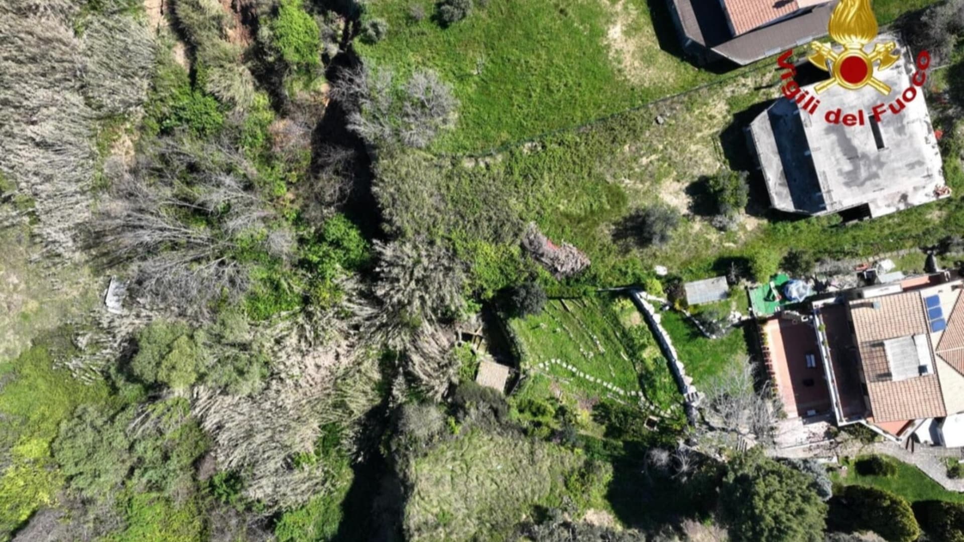 Frana di Petacciato: scuole chiuse e viabilità deviata