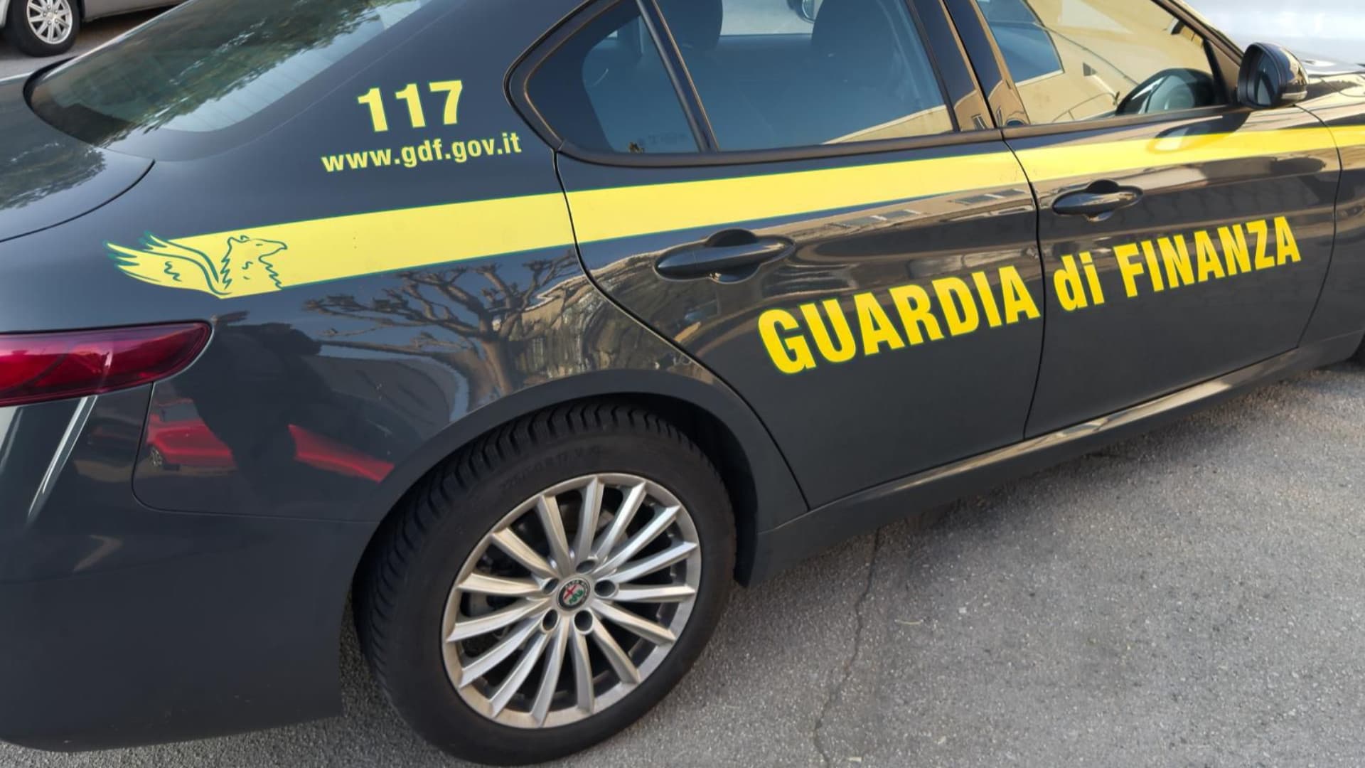 Avezzano, blitz della Finanza in casa di un noto imprenditore