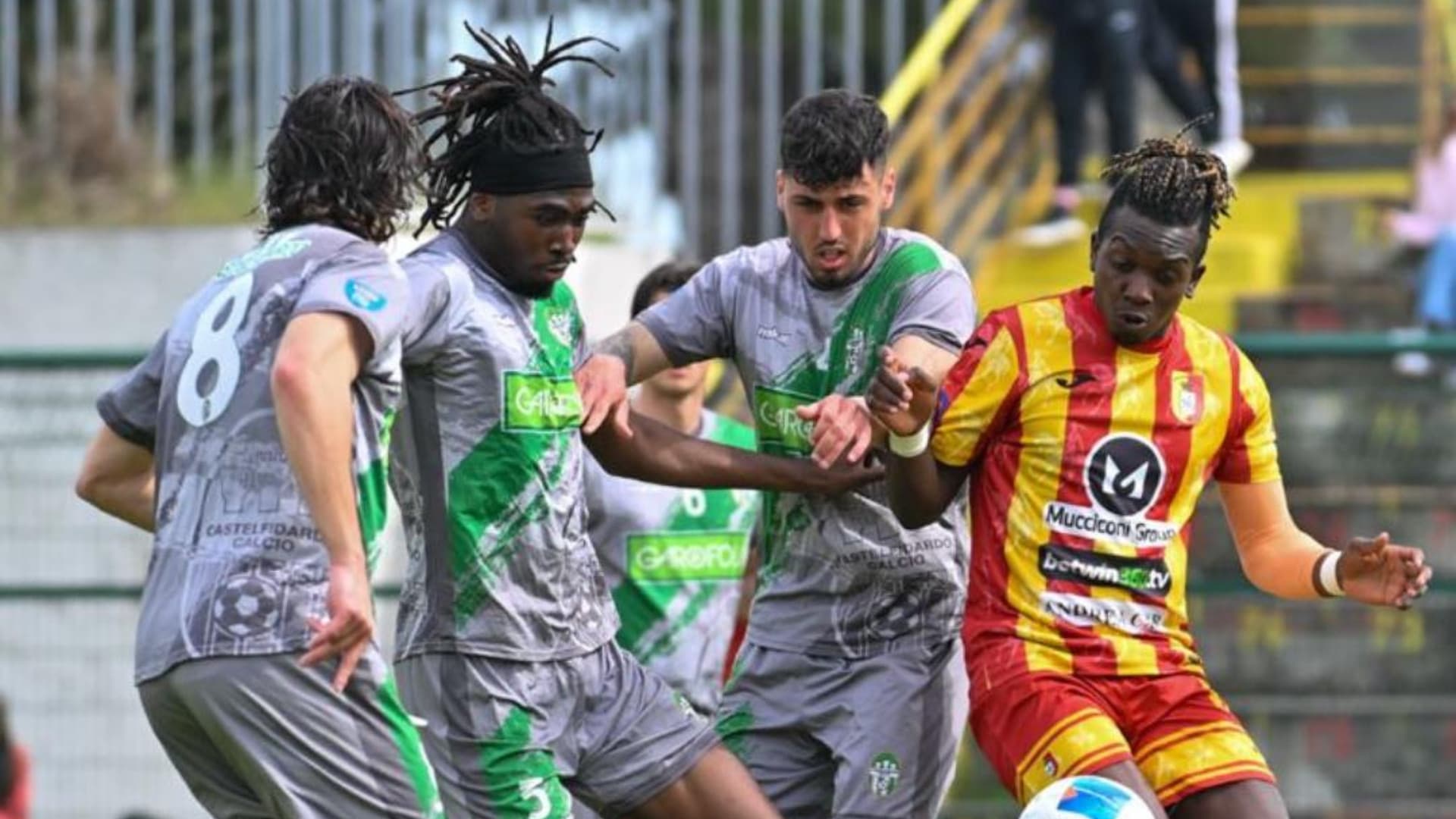 Il Giulianova ha smarrito la via del gol: contro il Castelfidardo un altro 0-0