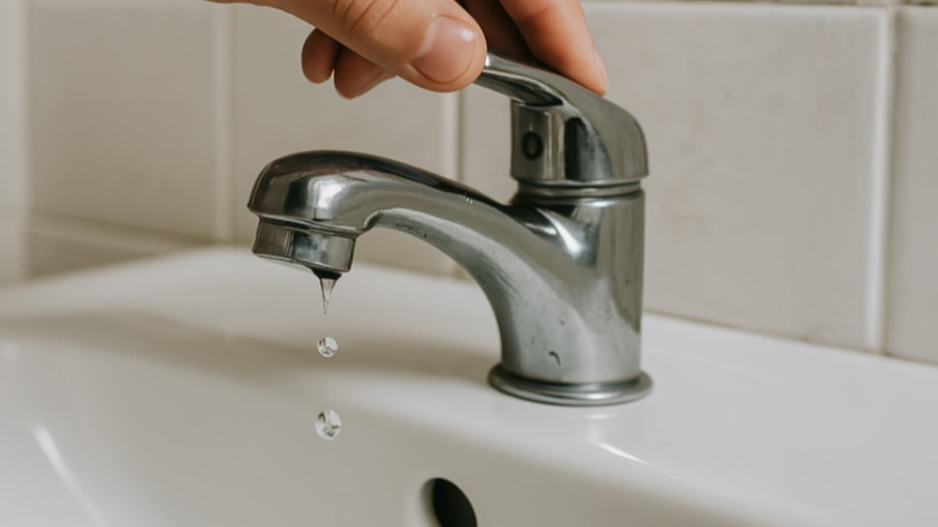 Acqua non potabile a Pescara e Chieti: i nuovi dati