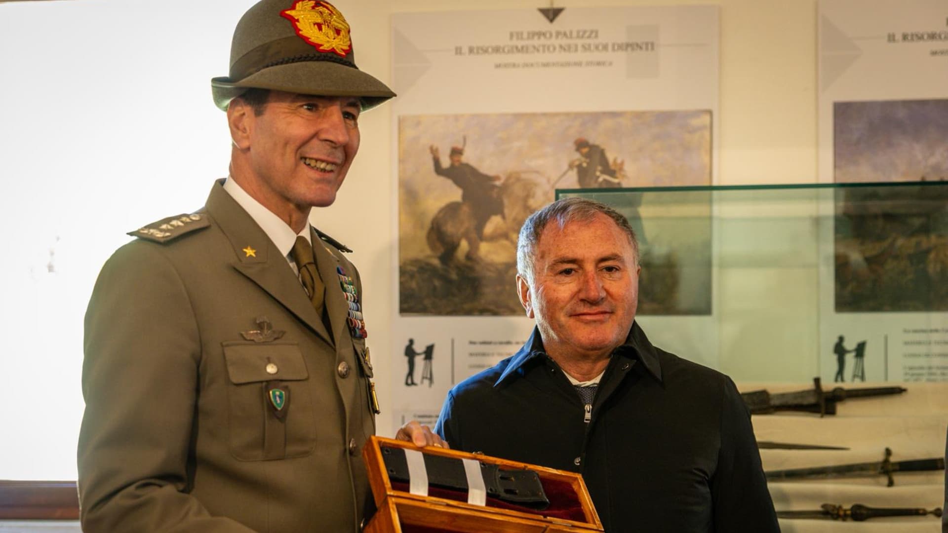 Castel di Sangro, Unità d'Italia: piazza Plebiscito gremita per la cerimonia con il Generale Federici