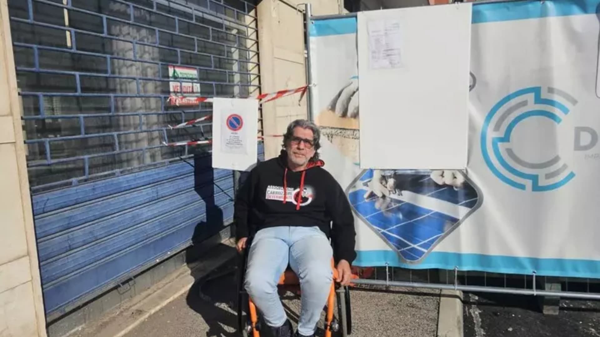 Pescara, il centro diventa una giungla: nuovi ostacoli e barriere per i disabili