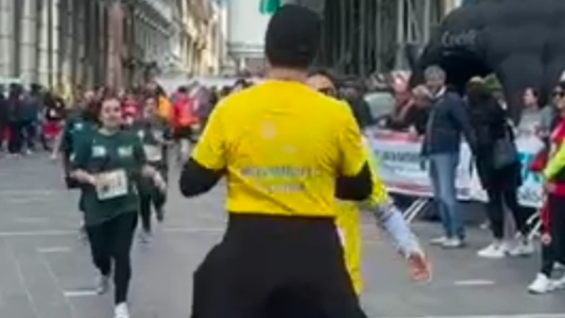 Un anno dopo l'ultimo chemio: la rinascita di Giorgia alla Maratonina Pretuziana - Video