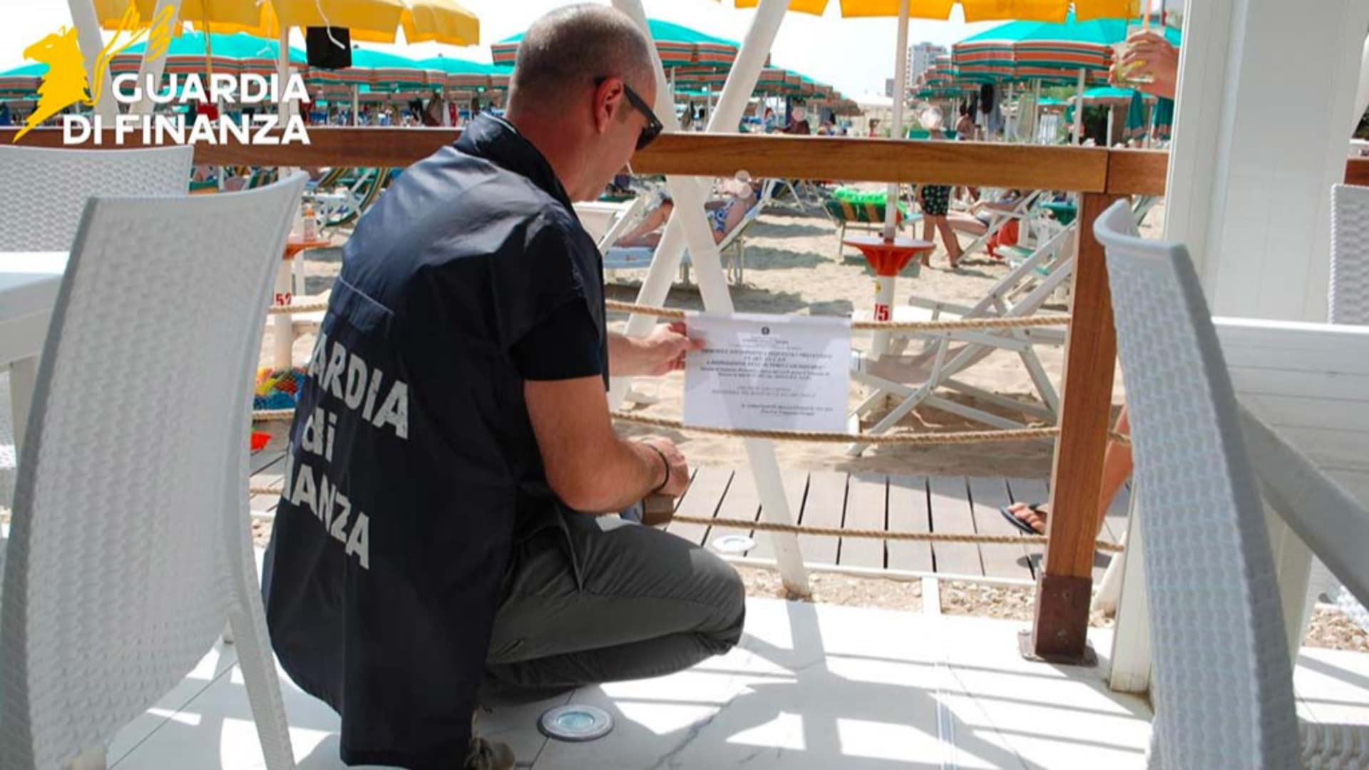 Abusi edilizi in uno stabilimento balneare di Pescara: sequestrato un locale di circa 150 metri quadri