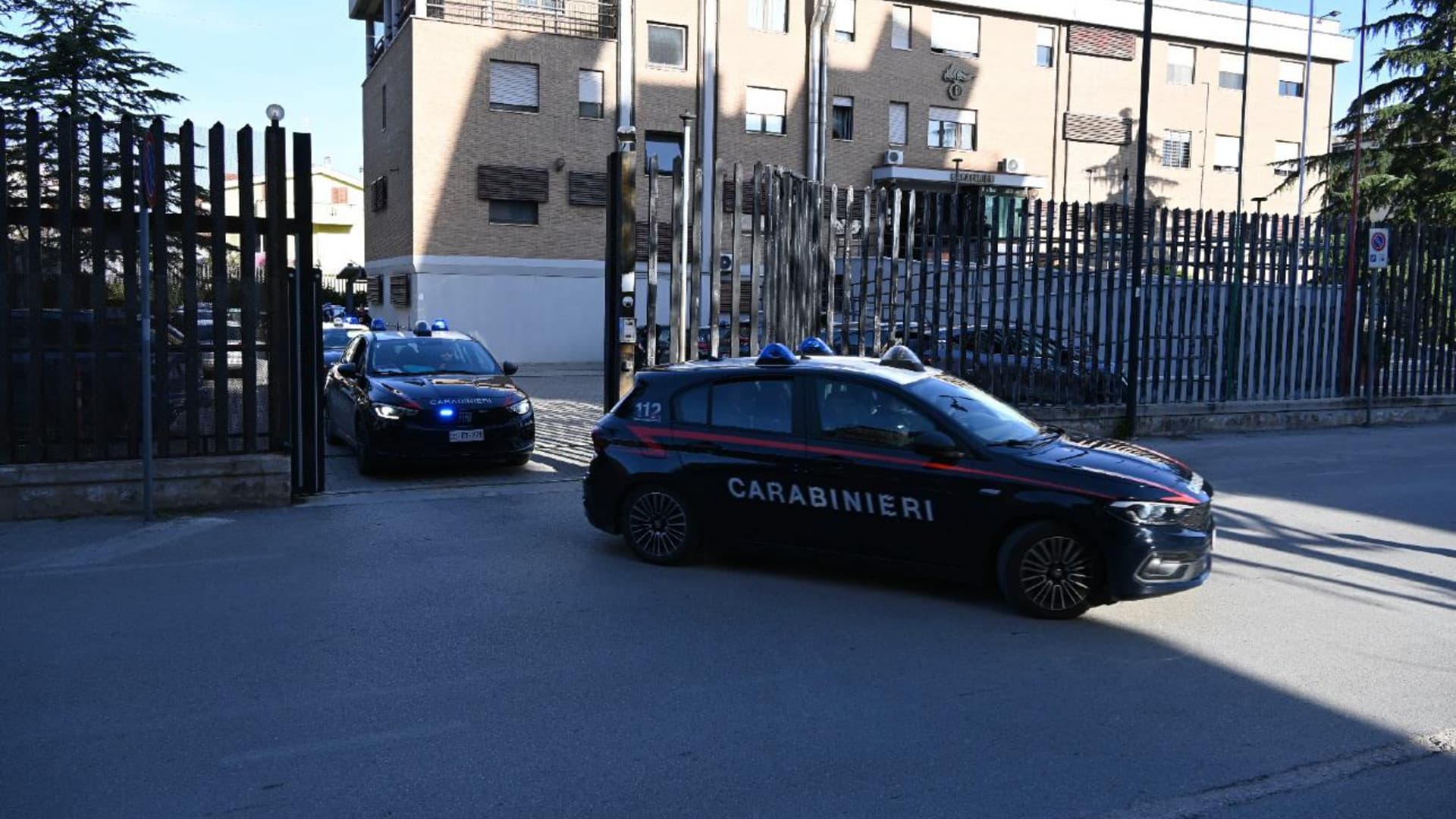 Ruba due anelli nel pescarese: un arresto, monili riconsegnati