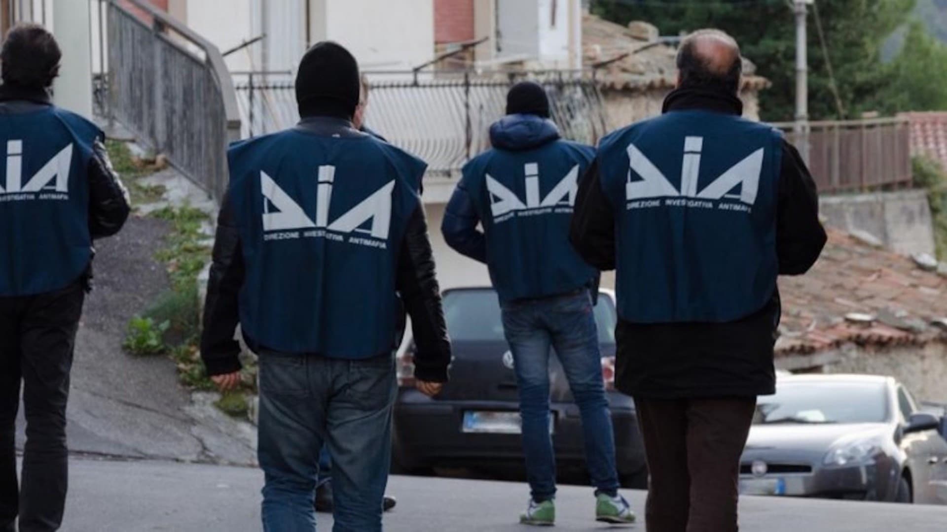 Maxi operazione antidroga che coinvolge l'Abruzzo: smantellato traffico internazionale, 5 arresti in flagranza di reato