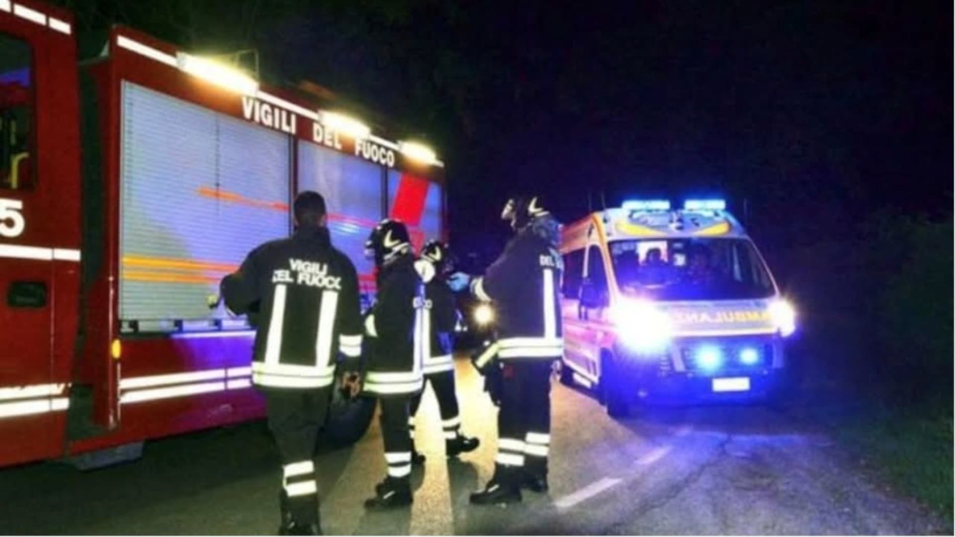 Sul posto vigili del fuoco e soccorsi