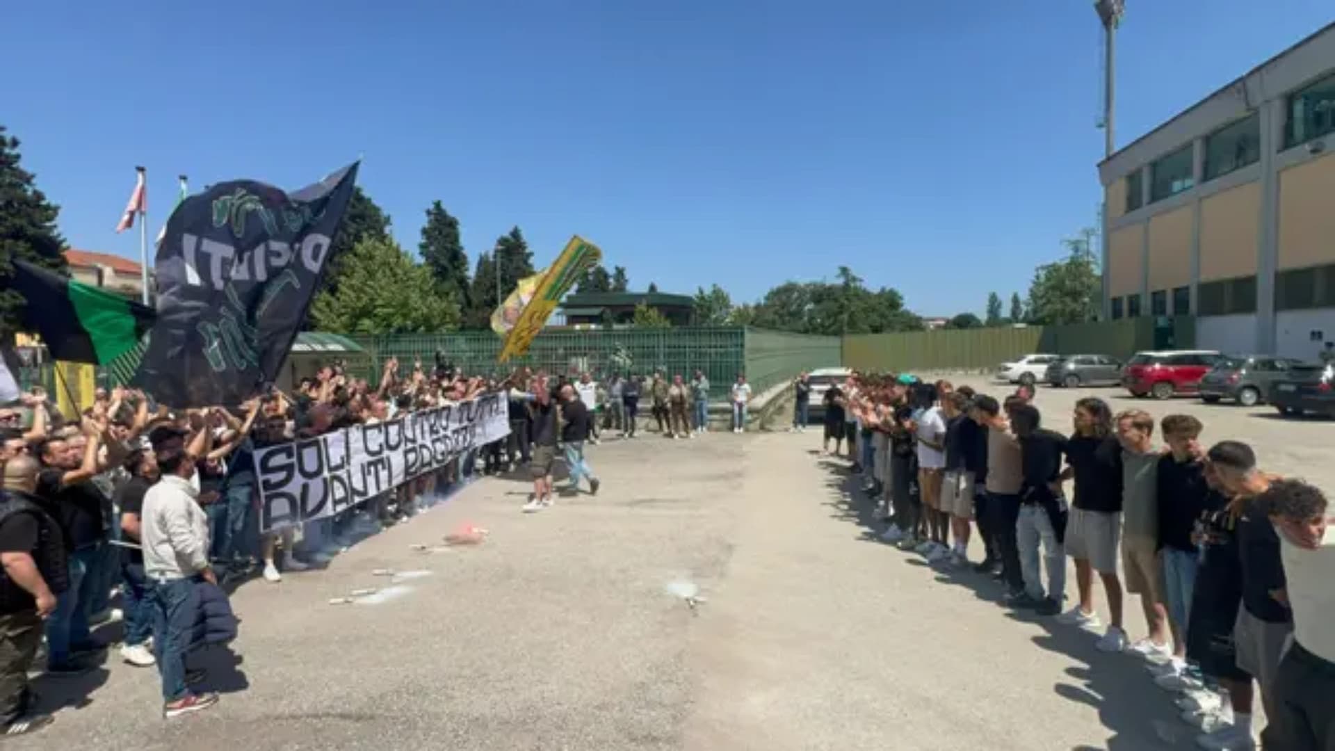 Un incontro dei giorni scorsi fra squadra e tifoseria