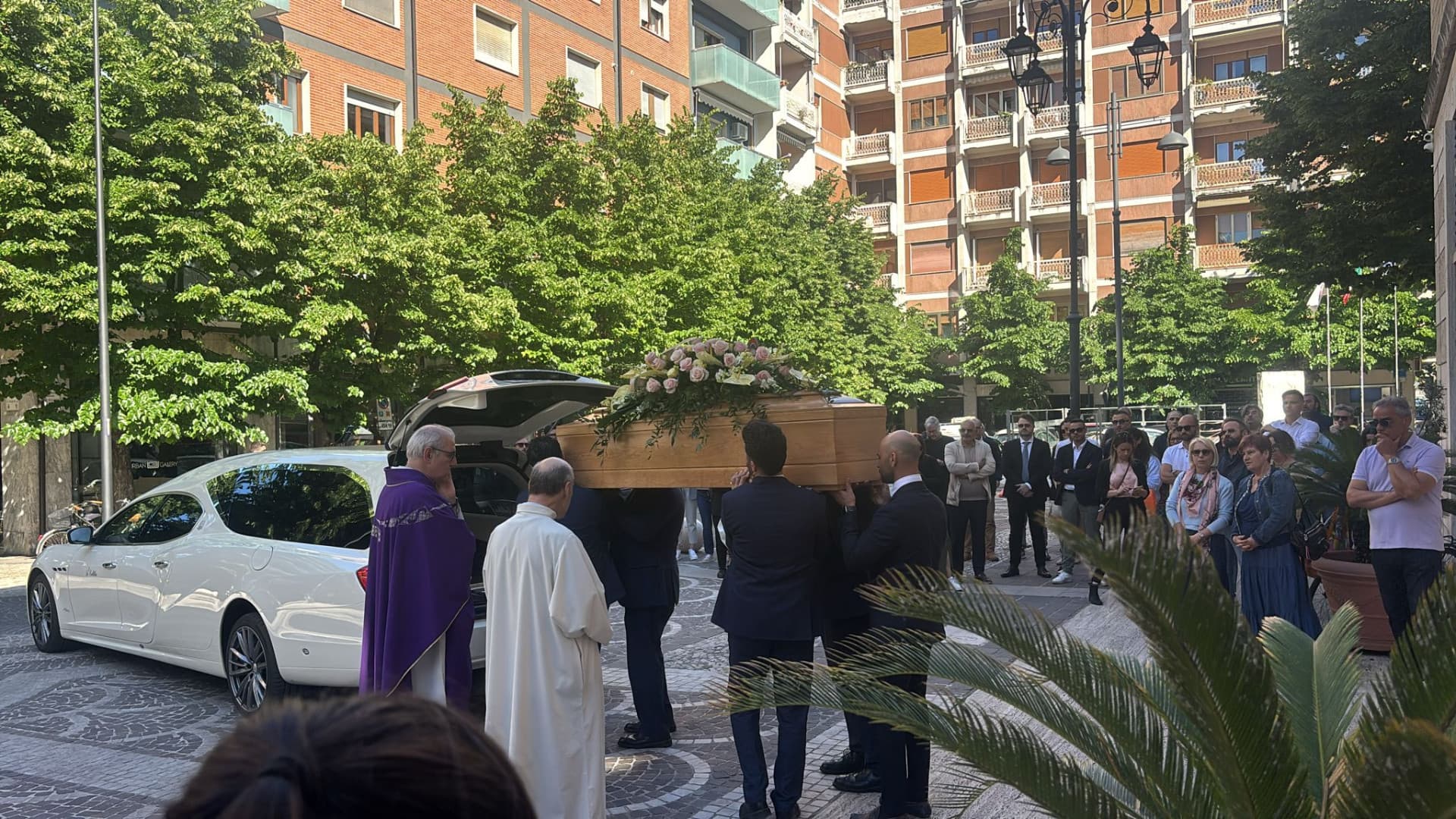 Un momento del funerale